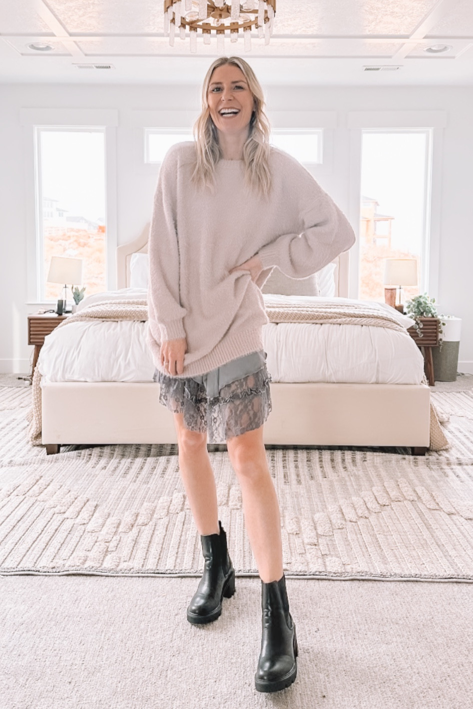 The cutest way to dress up & lengthen your sweaters and sweatshirts… and they’re from amazon 🤟🏼

#LTKSeasonal #LTKfindsunder50 #LTKstyletip