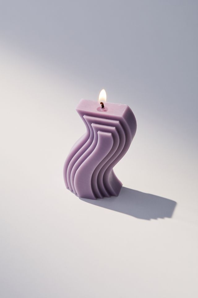 Yui Brooklyn Textured Shaped Candle | Urban Outfitters (US and RoW)