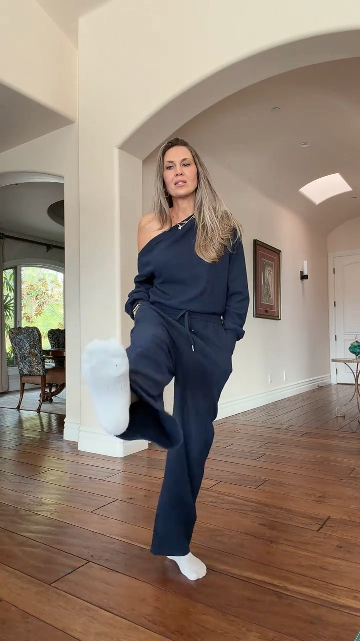 Travel day fit check ✔️

#LTKootd #LTKdayinmylife #LTKvlog