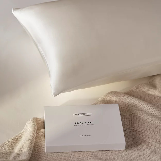 Silk Hair & Skin Beauty Pillowcase | Luxury Gifts | The  White Company | The White Company (UK)