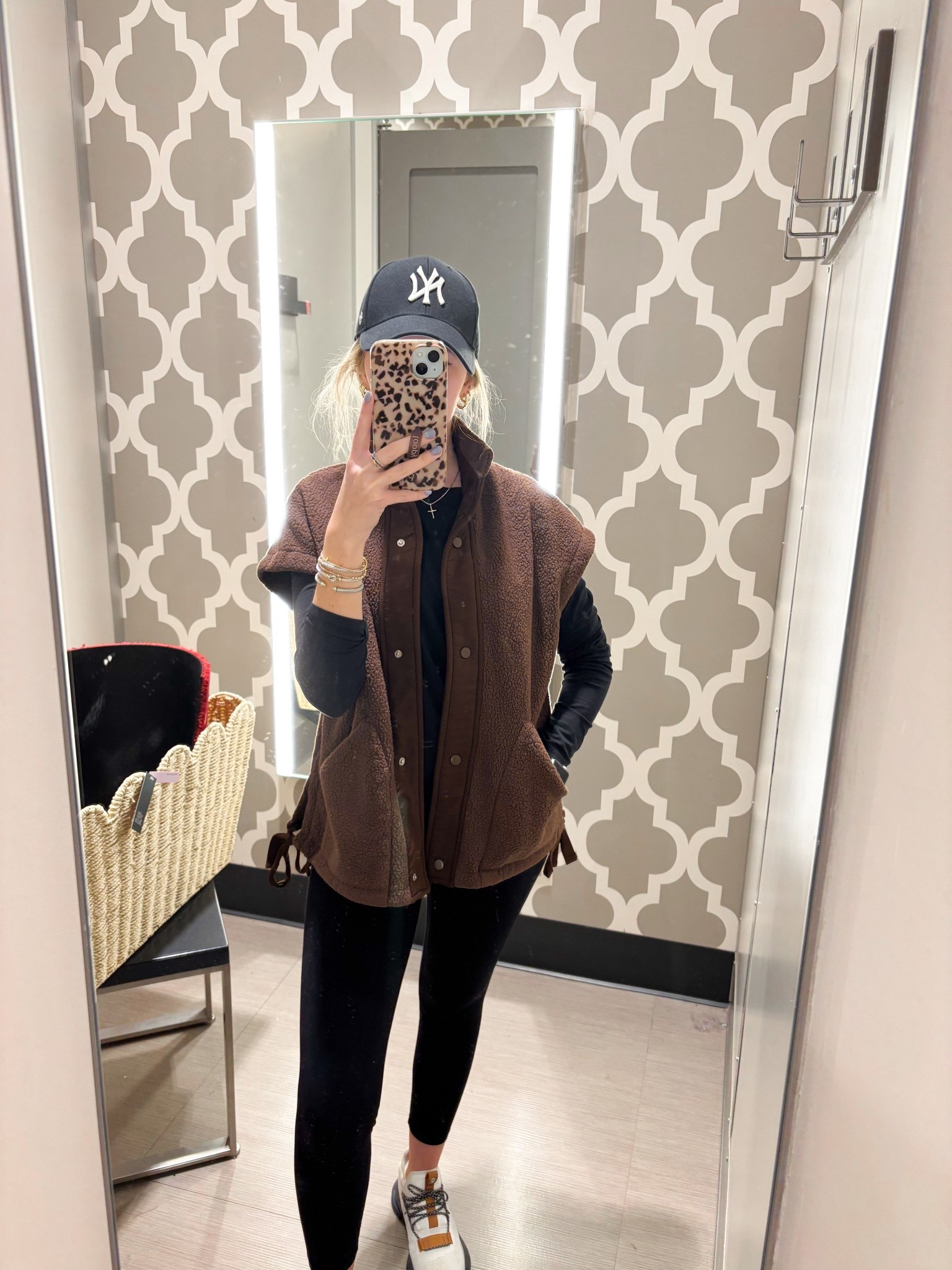 Cute outfit for a casual weekend out running errands 

#amazonoutfit


#LTKActive #LTKootd #LTKdayinmylife