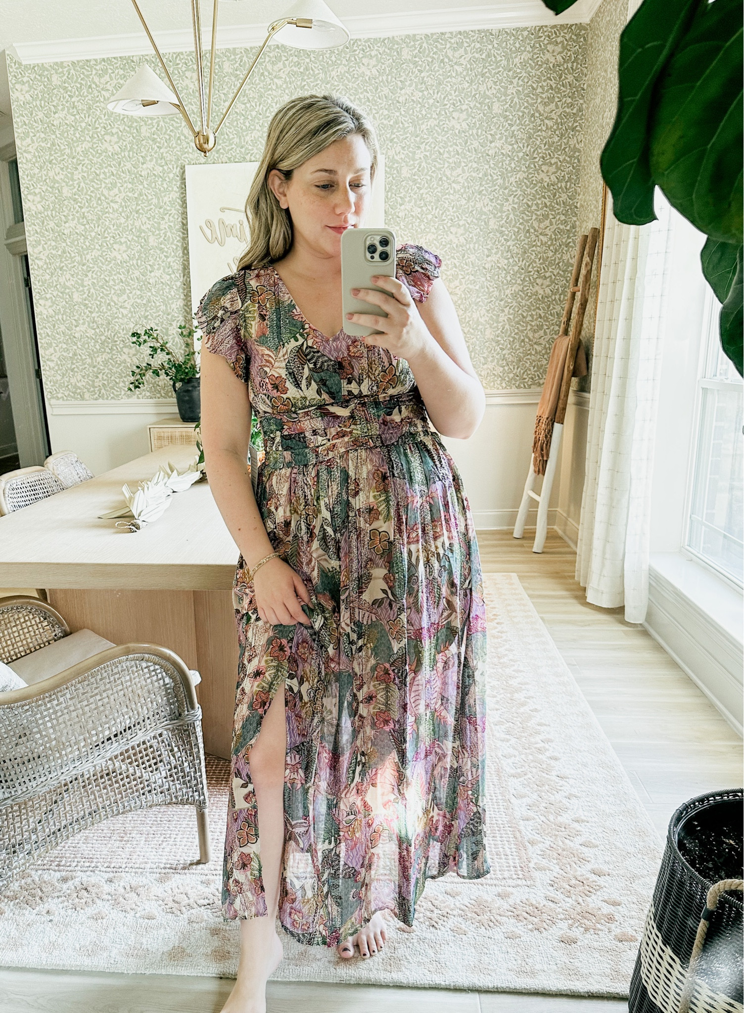 jennsen ruched flutter sleeve maxi dress Ciebon | Dresses | Ciebon Jennsen Ruched Flutter Sleeve Maxi Dress In Pink  Floral Size Small