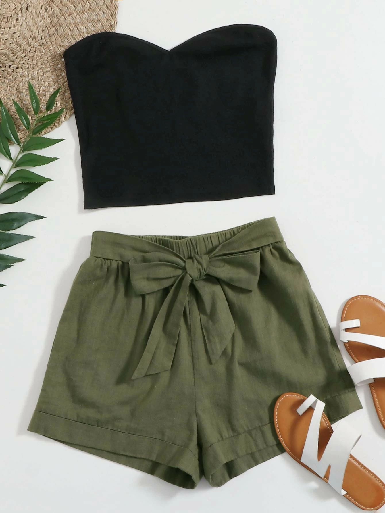 SHEIN Solid Tube Top & Belted Shorts Set | SHEIN
