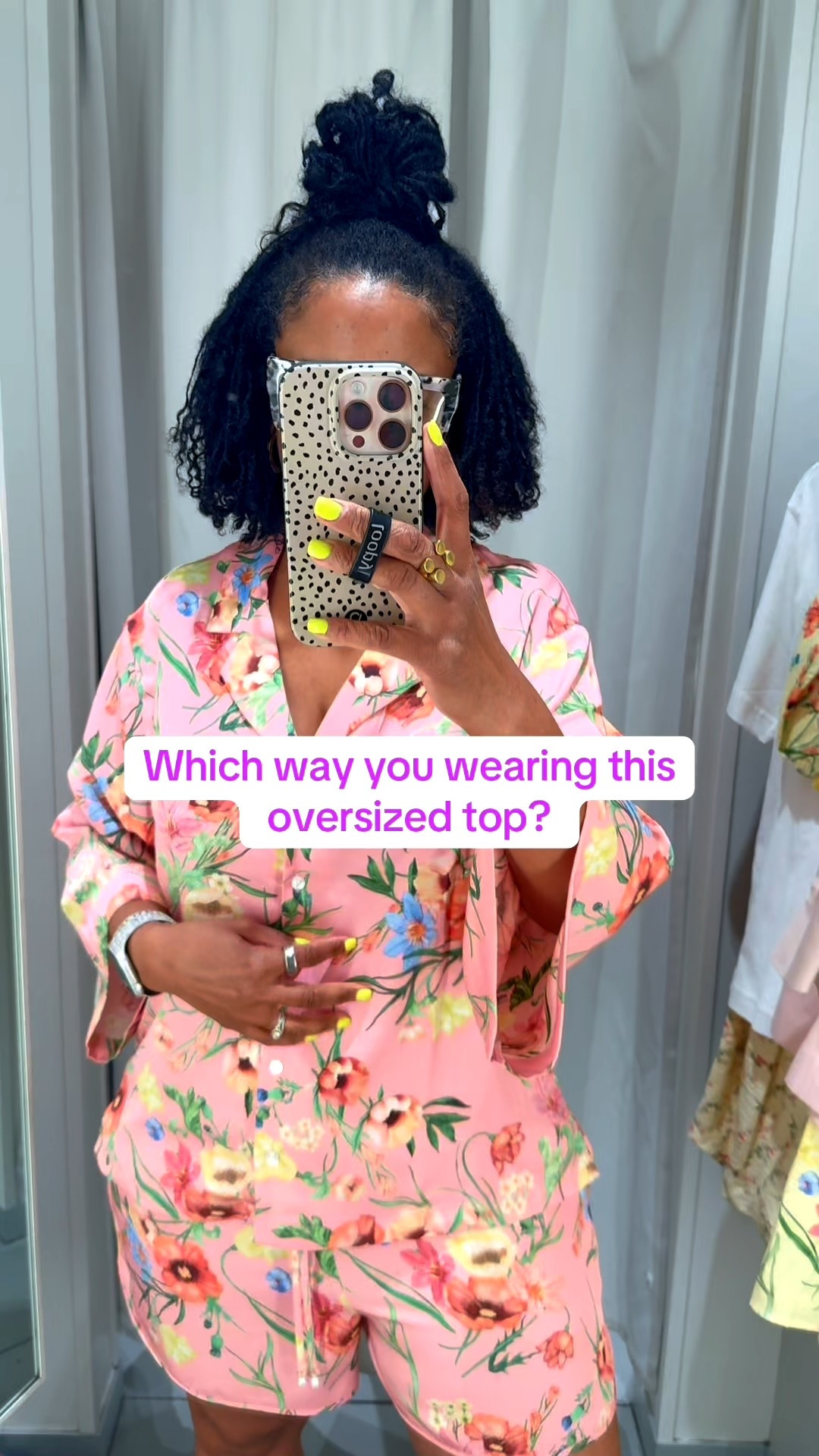 Large top-fits oversized 
Large shorts 

#LTKMidsize #LTKOver40 #LTKootd