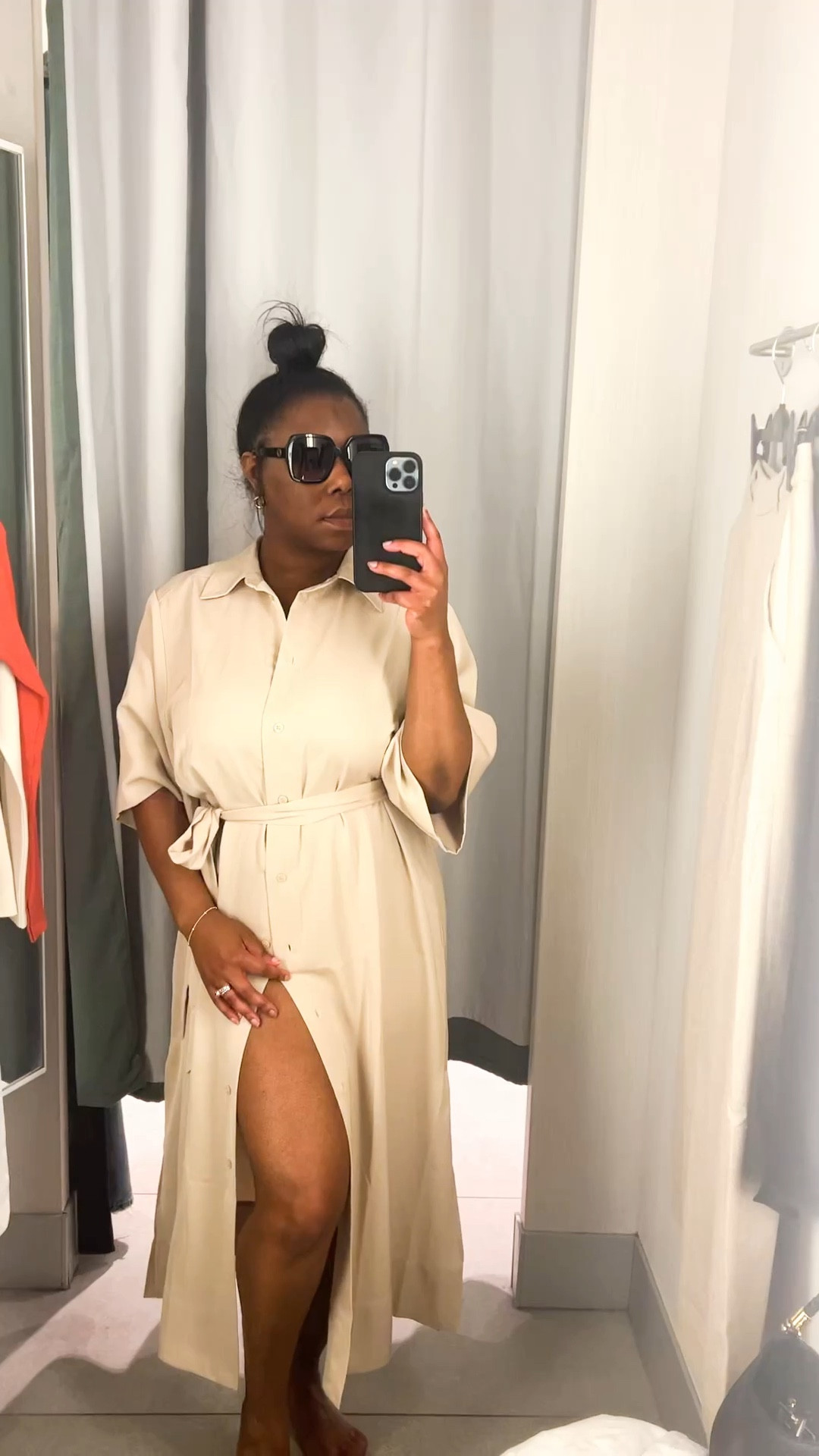 This shirt dress is screaming versatility. This can be worn buttoned as high up or down as you want. I will be wearing this with slides in summer and boots in the fall.
#HM #transitionalitems #shirtdress 

#LTKstyletip #LTKxNSale #LTKunder50