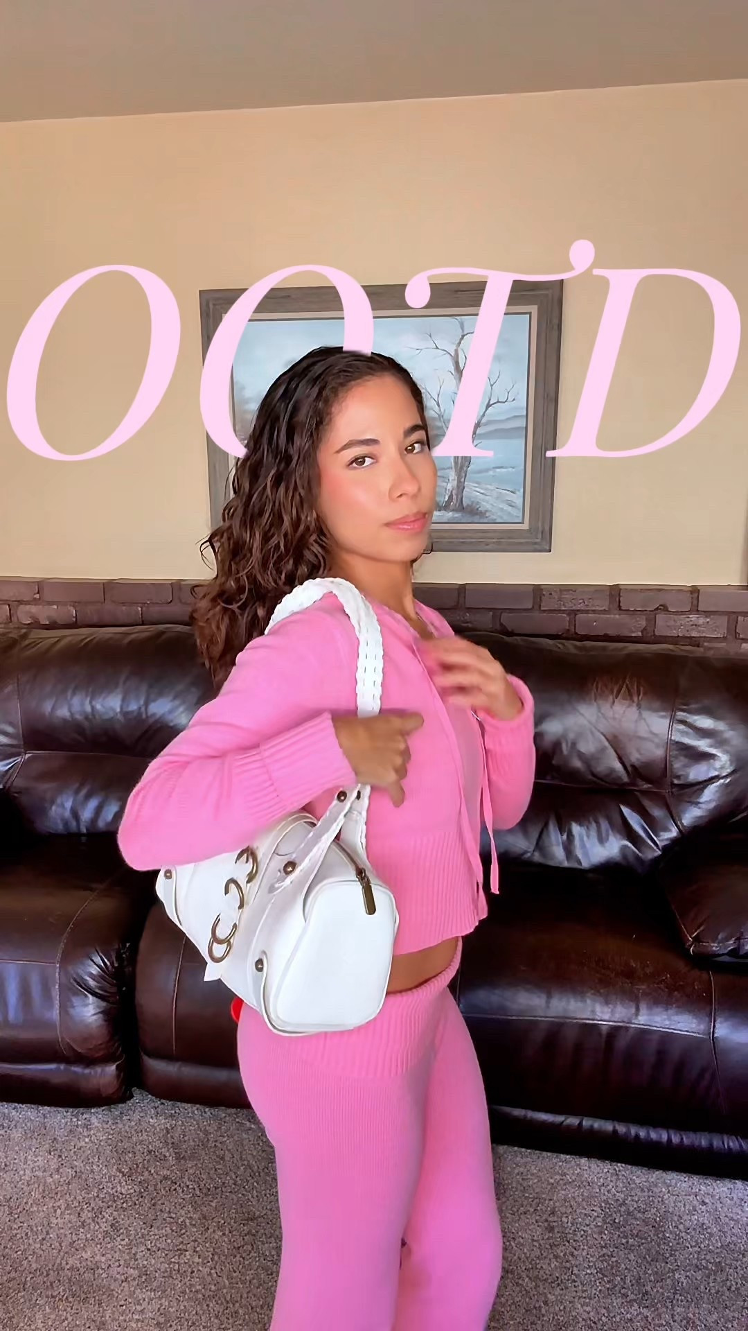 My comfiest loungewear set! Perfect for the Fall weather when you want to stay warm and cute! 

#LTKPetite #LTKSeasonal