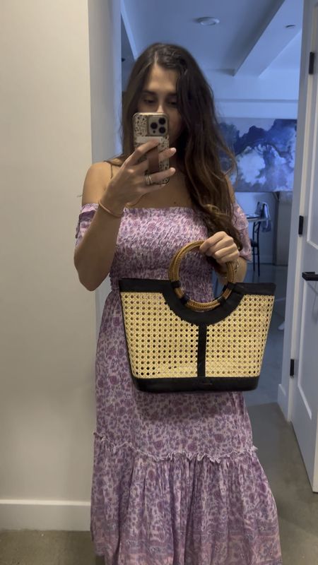 The cutest summer handbag 