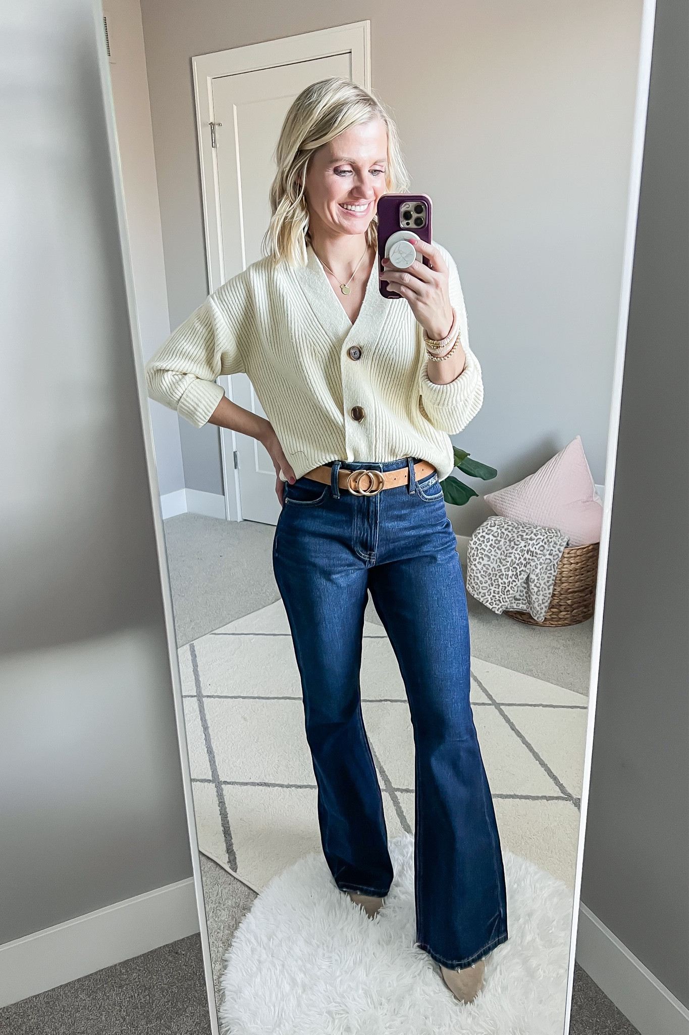 I love these flare jeans paired with a cropped button cardigan! It’s a great Thanksgiving outfit! 
Jeans- 2/regular
Cardigan- xs
Booties- 7.5

#LTKSeasonal #LTKfindsunder100 #LTKstyletip