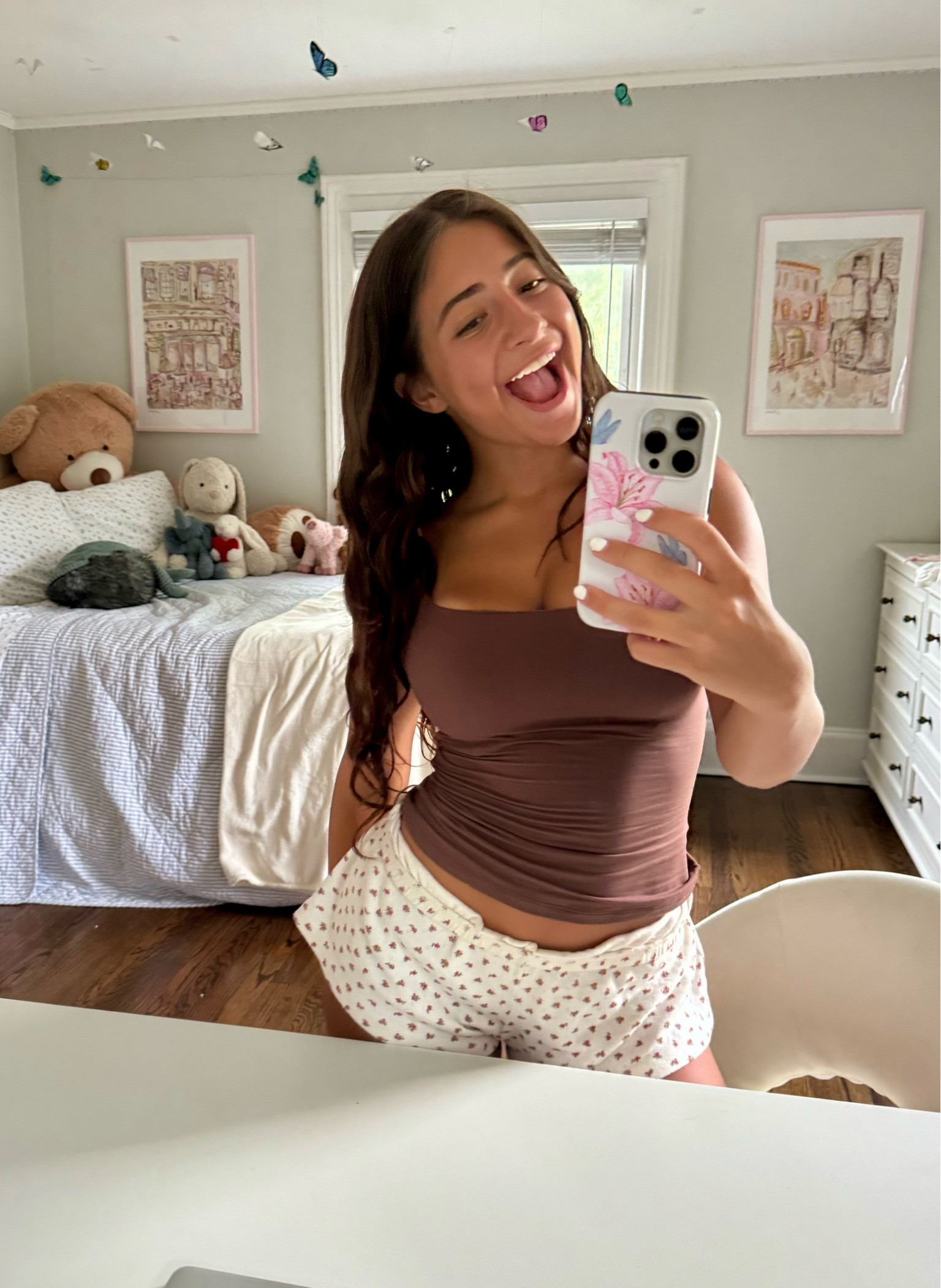 this tank is my favorite and it’s literally from amazon!!
i got an xs 🤗🤗