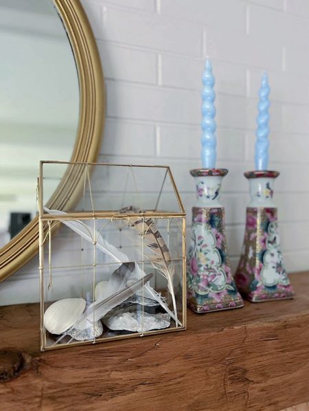 I am totally in love with this coastal terrarium! It creates such a fresh and breezy atmosphere - perfect for spring into summer!


#LTKHome #LTKFindsUnder100 #LTKSeasonal