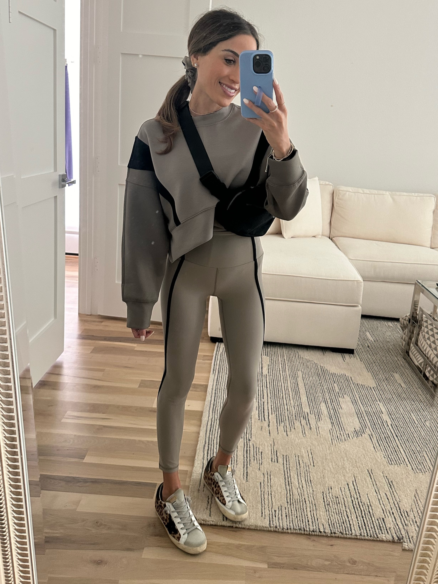 Athleisure outfit size ex leggings size xxs pullover 

#LTKfindsunder50 #LTKsalealert #LTKfindsunder100