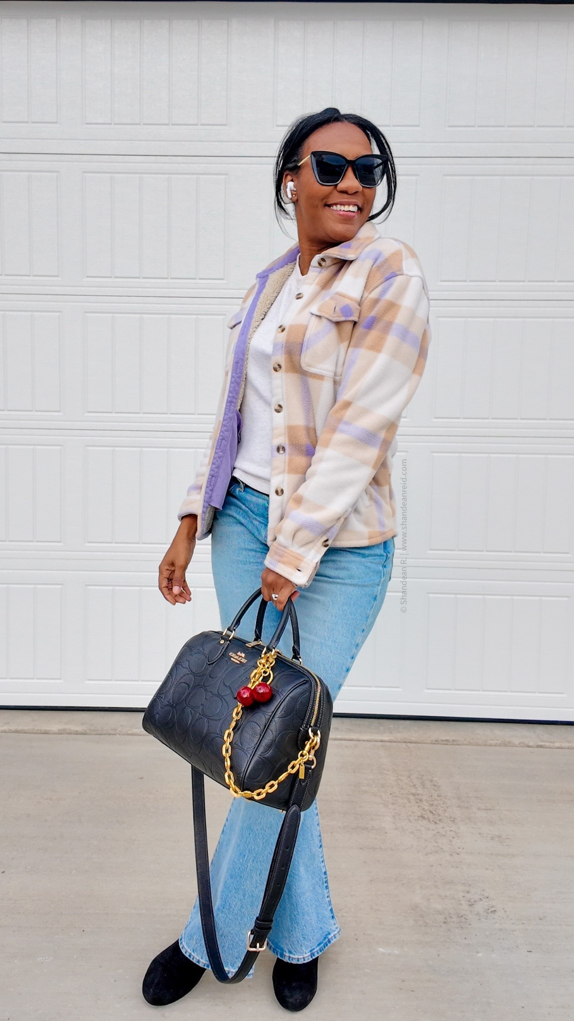 Business casual workwear on a cold, spring day - Levi’s Jeans, Sage Collective jacket, ankle mid-heel boots and my workbag (Large Coach Rowan Satchel)

#levisjeans #coachrowan #springlook #cozyoutfit #cozyworkoutfit #sprinoutfits2026

#LTKootd #LTKgrwm #LTKdayinmylife