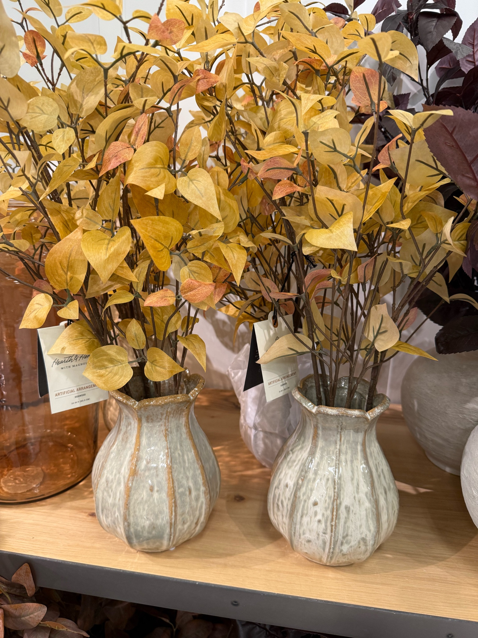 A moment for the prettiest base & florals 💛

#LTKStyleTip #LTKSeasonal #LTKHome