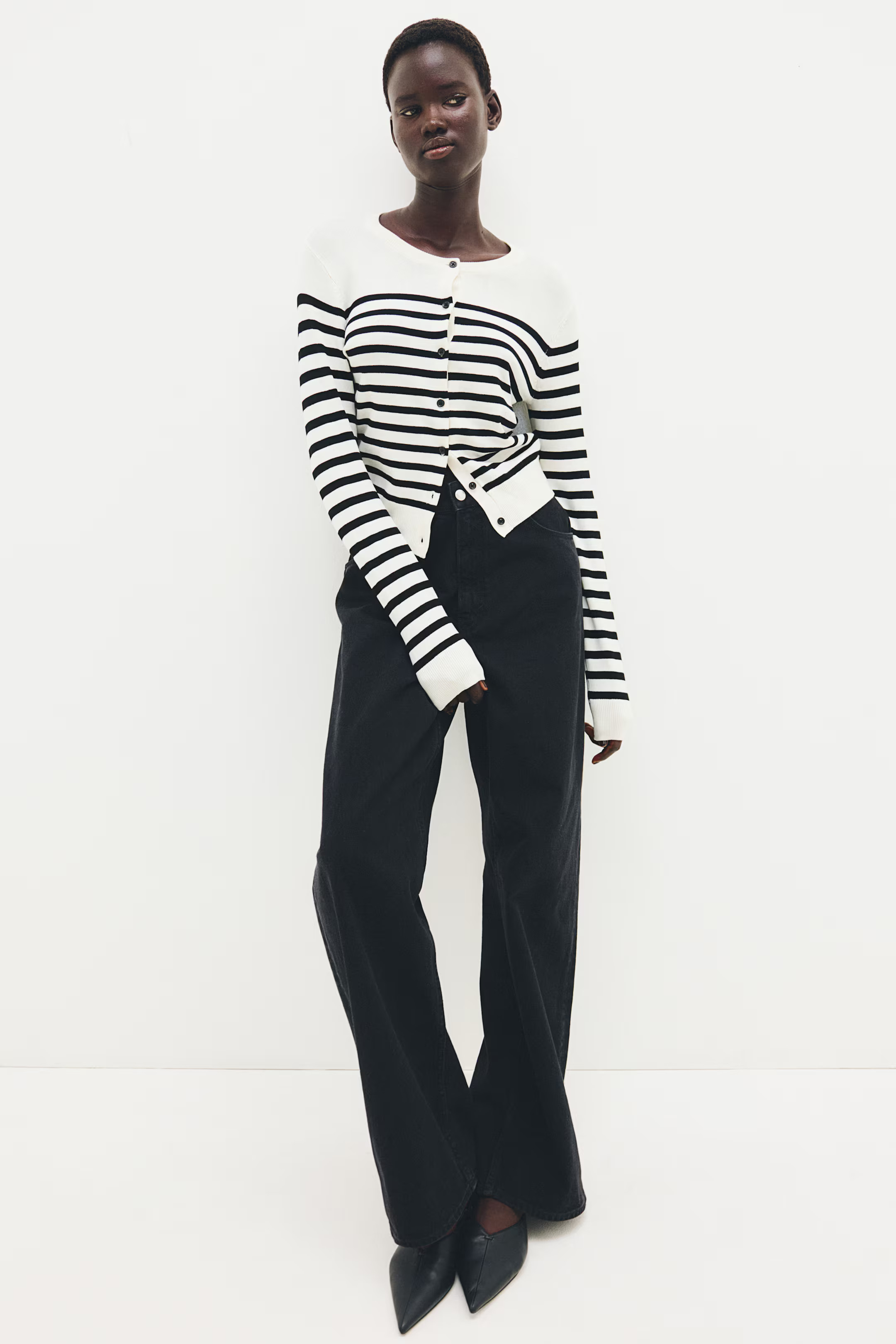 Fine-knit Cardigan - Long sleeve - Regular length - White/black striped - Ladies | H&M US | H&M (US + CA)