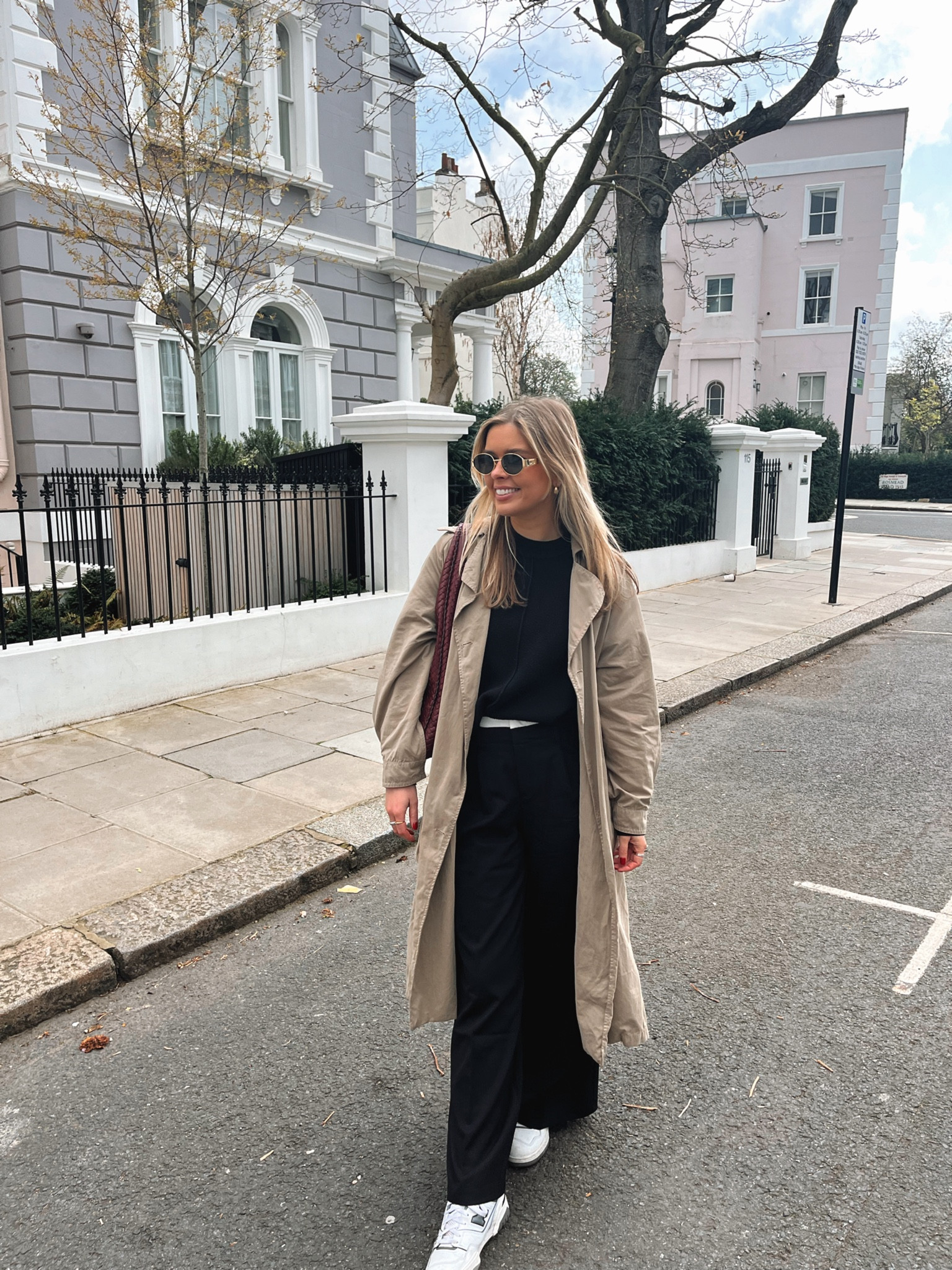 spring trench coat outfit 🤎

Spring outfit, spring trends, black tailored trousers, workwear, trench coat styling

#LTKSeasonal #LTKworkwear #LTKeurope