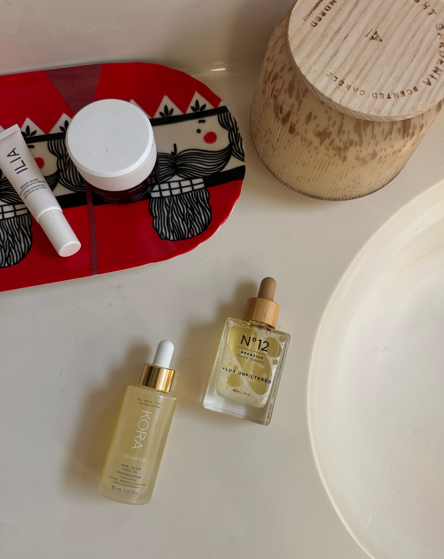 Morning winter skin lineup 

#LTKSeasonal #LTKBeauty