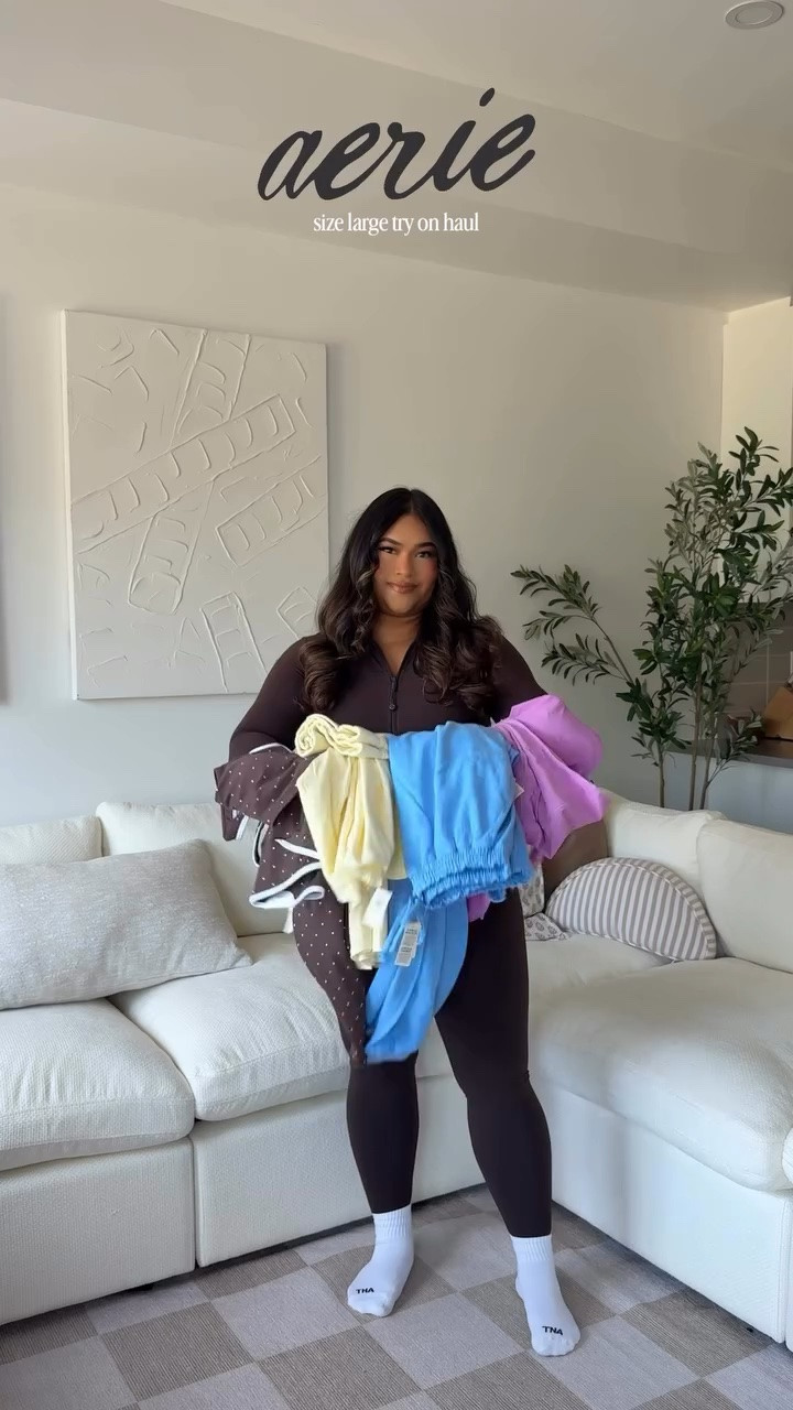 Trying on my recent finds at Aerie 🤍✨

Drop the word ‘HAUL’ below and I’ll send you the details 💌

Aerie Haul, Aerie Finds, Summer Style, Lounge Sets, Everyday Basics, Midsize Fashion, Size Large Fashion, Try-On Haul, Casual Outfits, Comfy Style, Affordable Fashion, Summer Essentials

https://liketk.it/6hKAO

#aerie #aeriefinds #aeriehaul #tryonhaul #summerstyle

#LTKsummer #LTKmidsize #LTKplussize