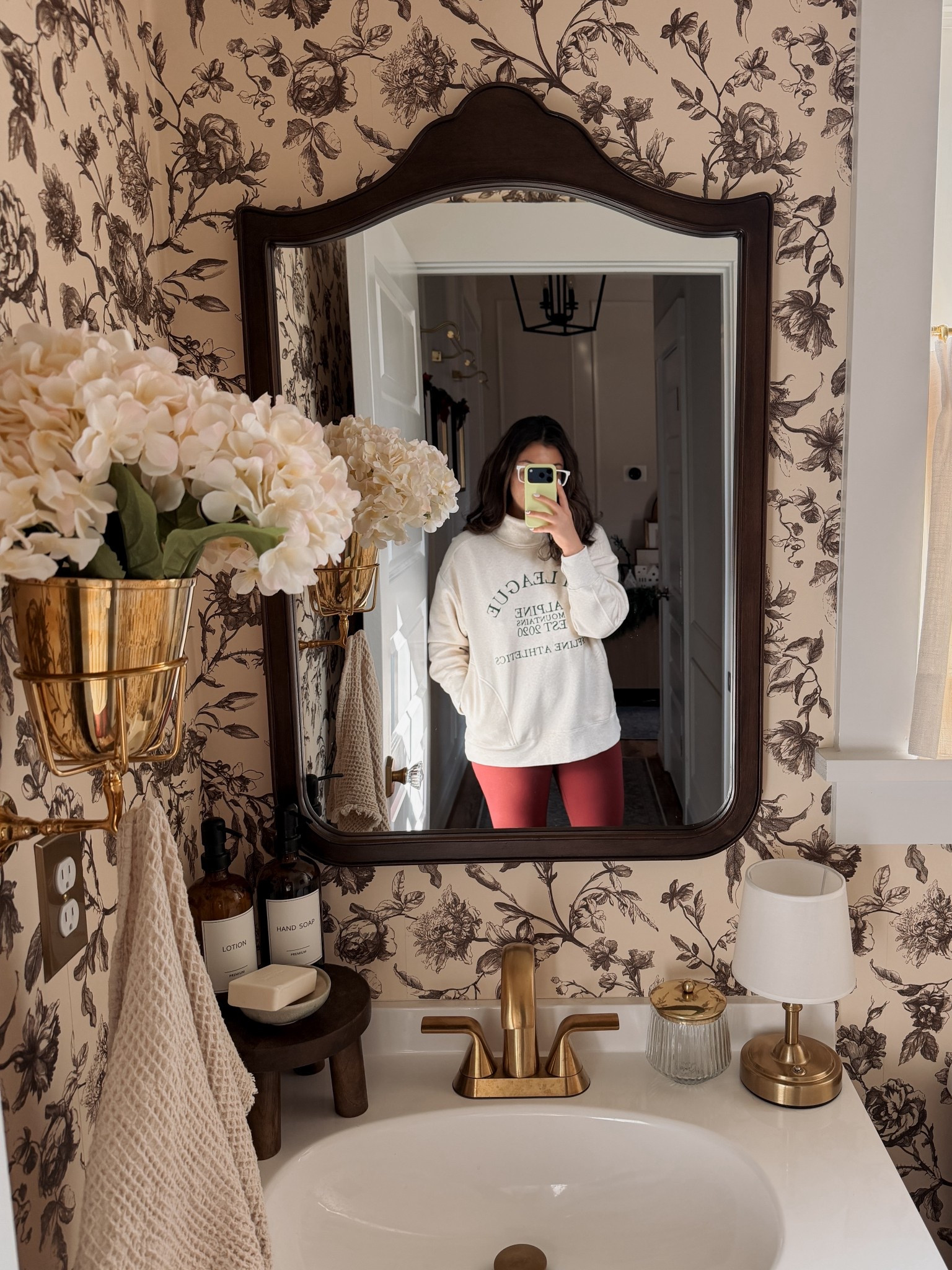 I’m finally getting some of the Aerie clothes I ordered over Black Friday! 

#LTKU #LTKootd #LTKgrwm