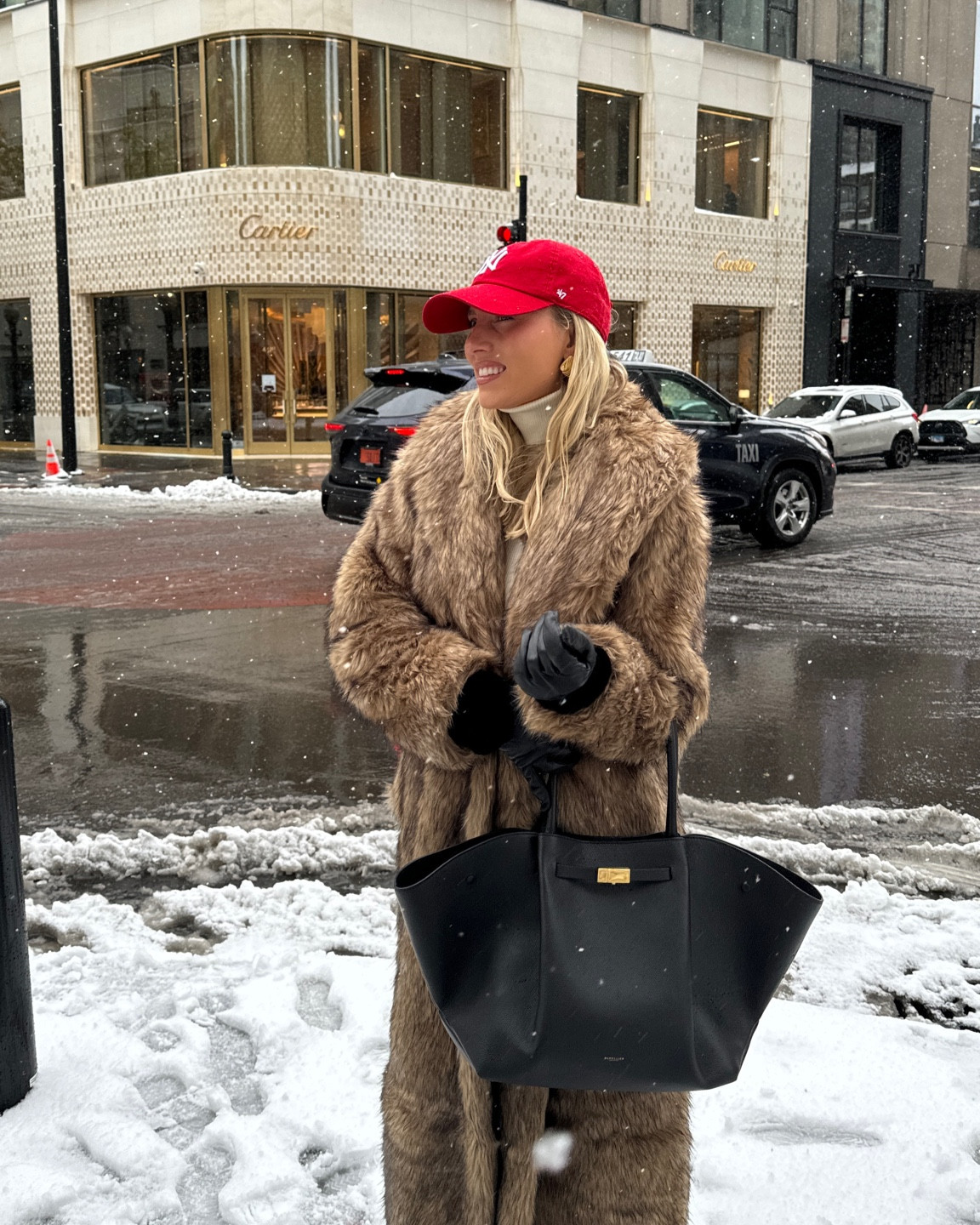 Faux fur. Winter outfit. Winter outfit ideas. Holiday outfit. Coats. Statement coat  

#LTKHoliday #LTKCyberWeek #LTKSeasonal