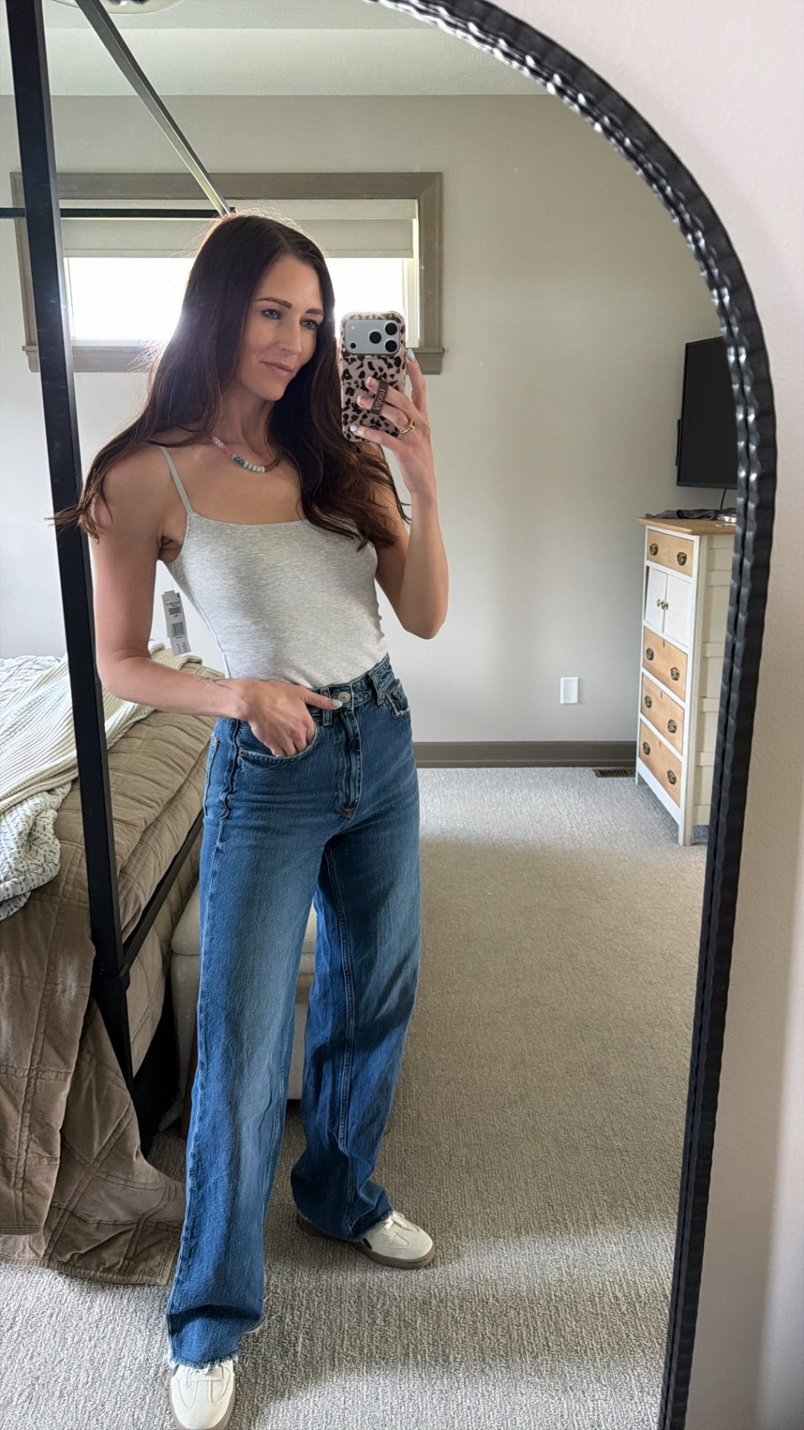 Abercrombie bra free tank top
High waisted wide leg jeans
Sneakers


#LTKootd