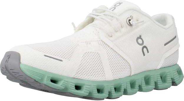 On Women's Cloud 5 Sneakers | Amazon (US)