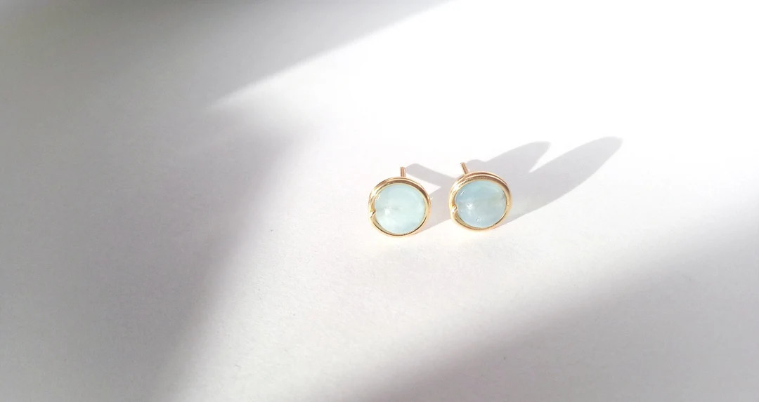 Light Blue Aquamarine Stud Earrings, Minimalist Wire Wrapped Natural Gemstone Studs - Womens Jewe... | Etsy (NL)