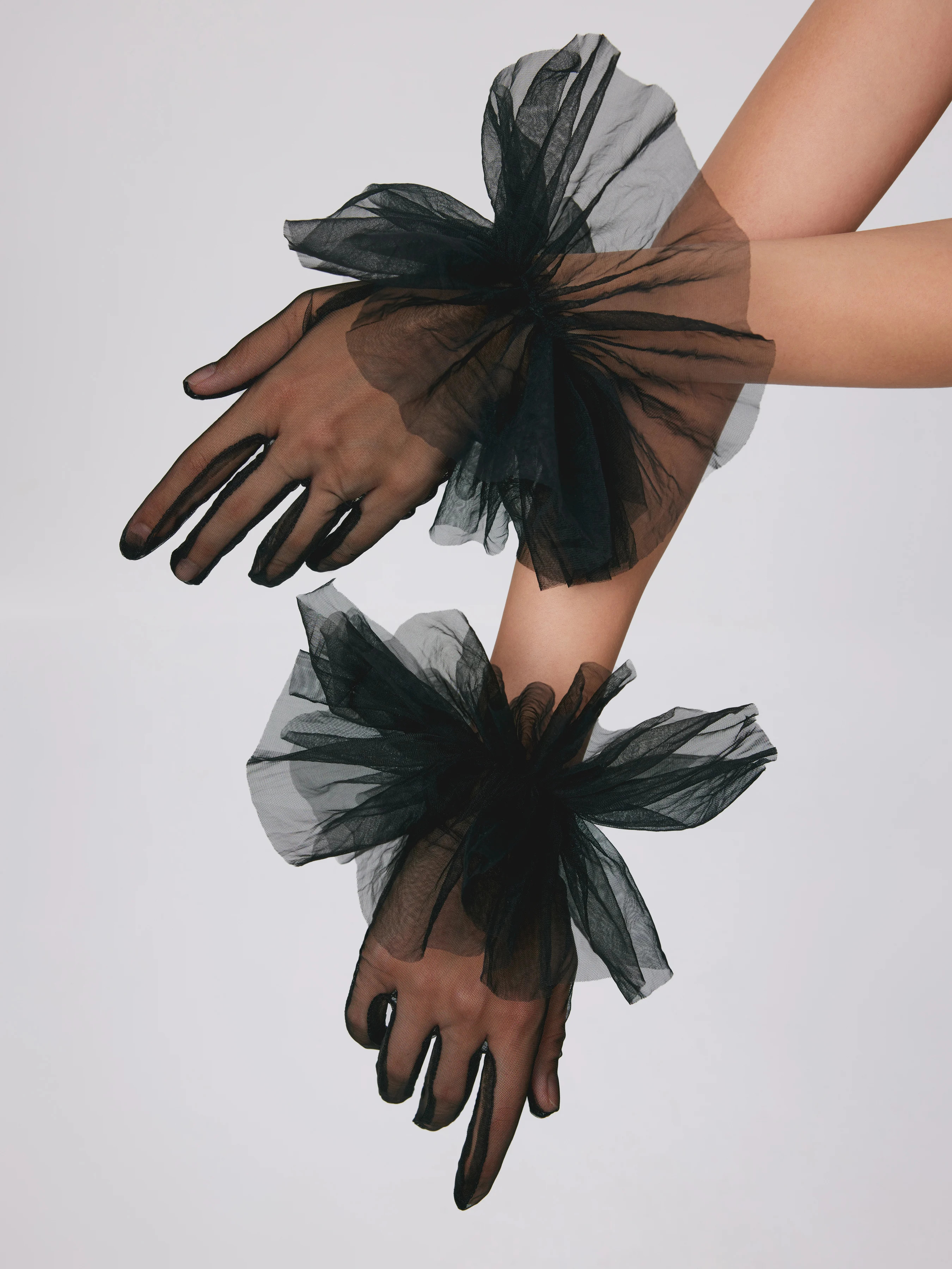 Tulle Gloves For Date | Cider