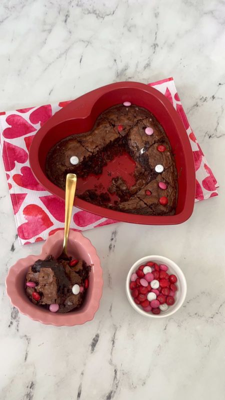 Valentine’s Day Brownies in a Heart-Shaped Pan #valentines #bakingpan #valentinesday 

#LTKfamily #LTKSeasonal #LTKhome