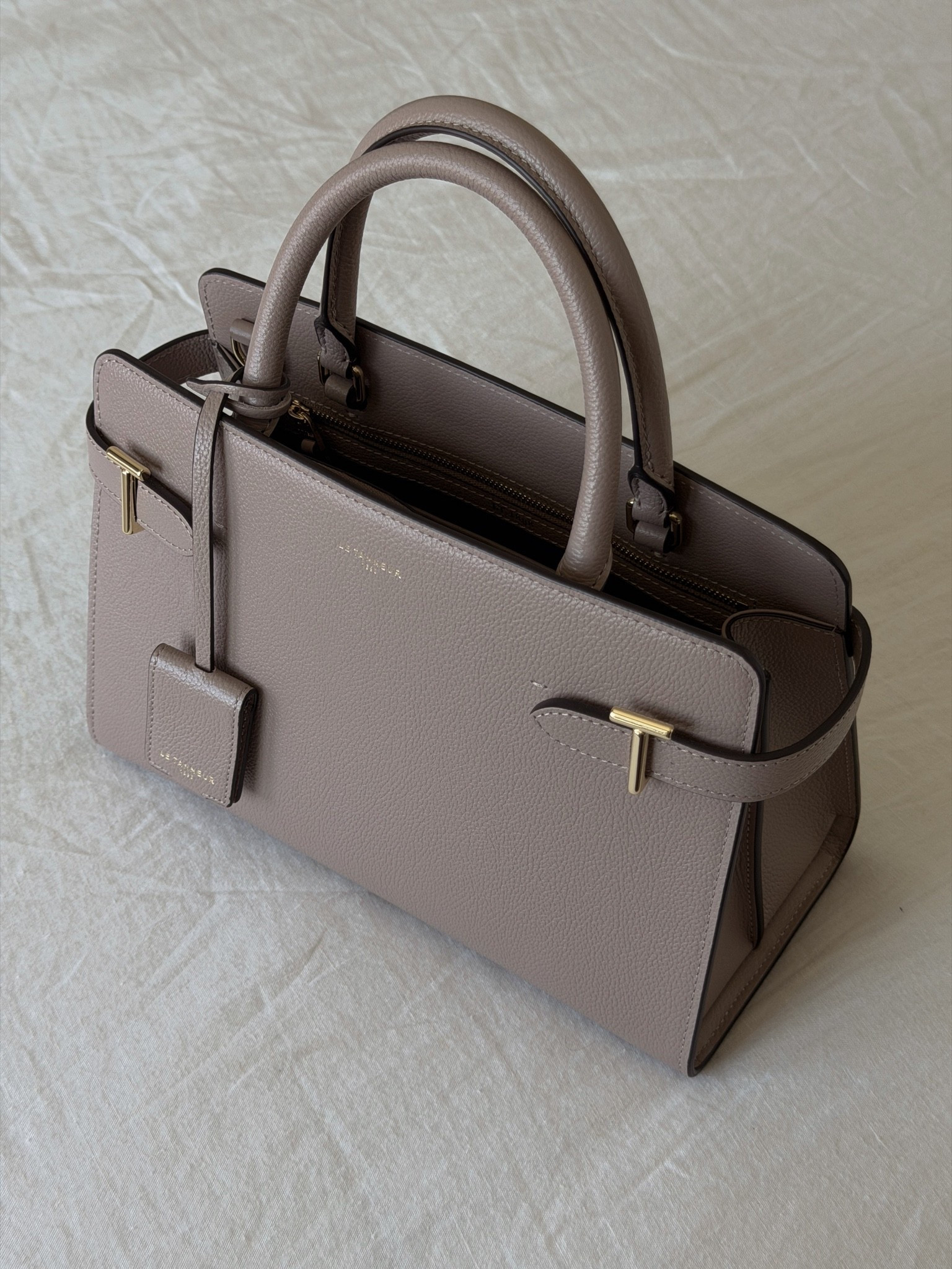 One of my favorite handbags this season by the French brand Le Tanneur 🤍

Linked here along with some additional favorites from their collections! 

With Amour, M.

#LTKdayinmylife #LTKSeasonal #LTKootd