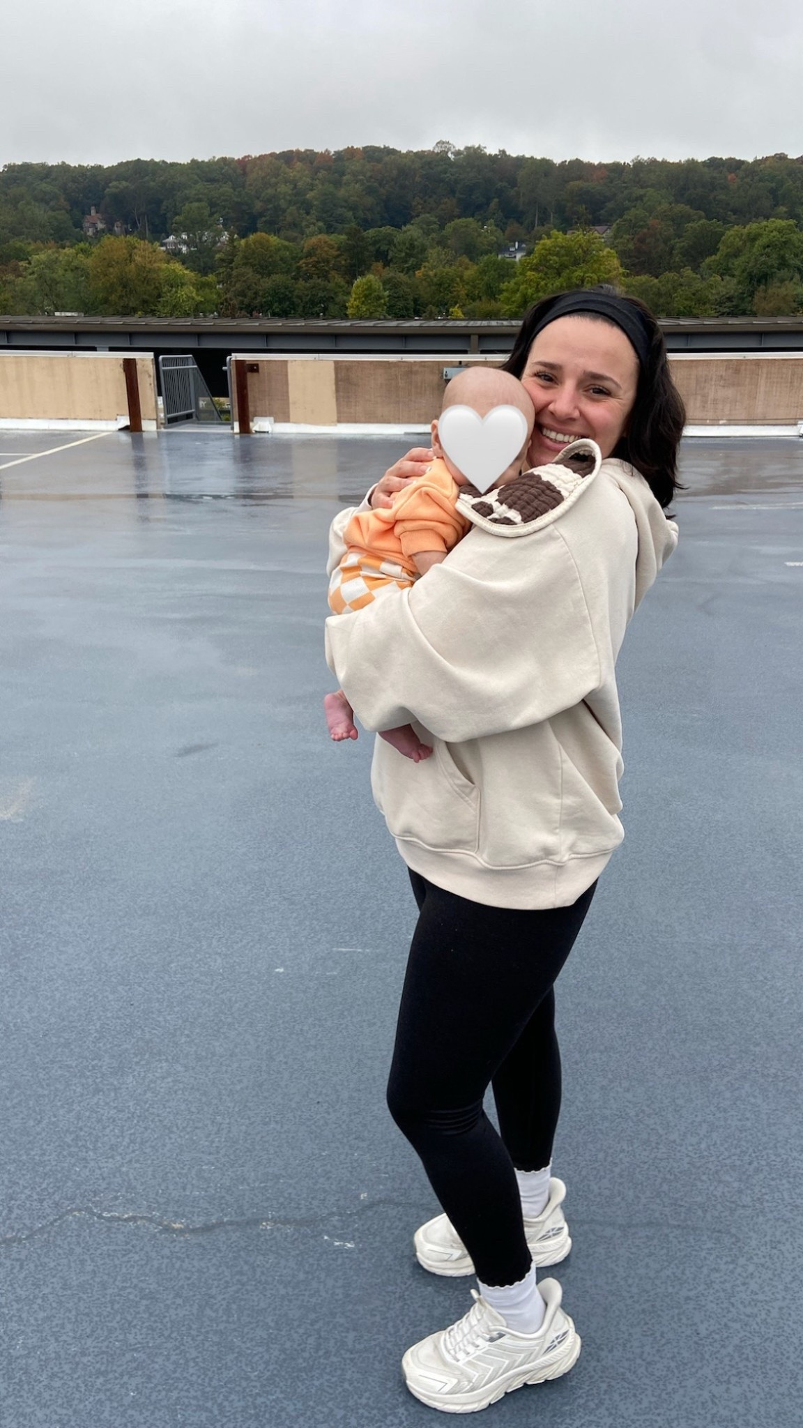 Family Fall weekends on the go! 
Comfort does not mean we need to compromise cute & you really can’t beat a hoodie/leggings combo 
Leggings: M 
Hoodie: L (for an oversized fit) 
Baby outfit: 0-3 

#LTKActive #LTKFamily #LTKBaby