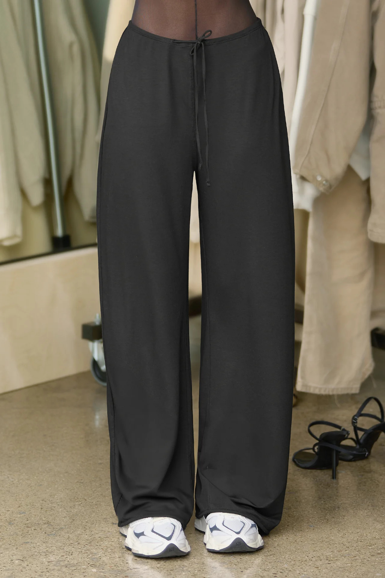 Relaxed Straight Leg Pant - Black | Joah Brown