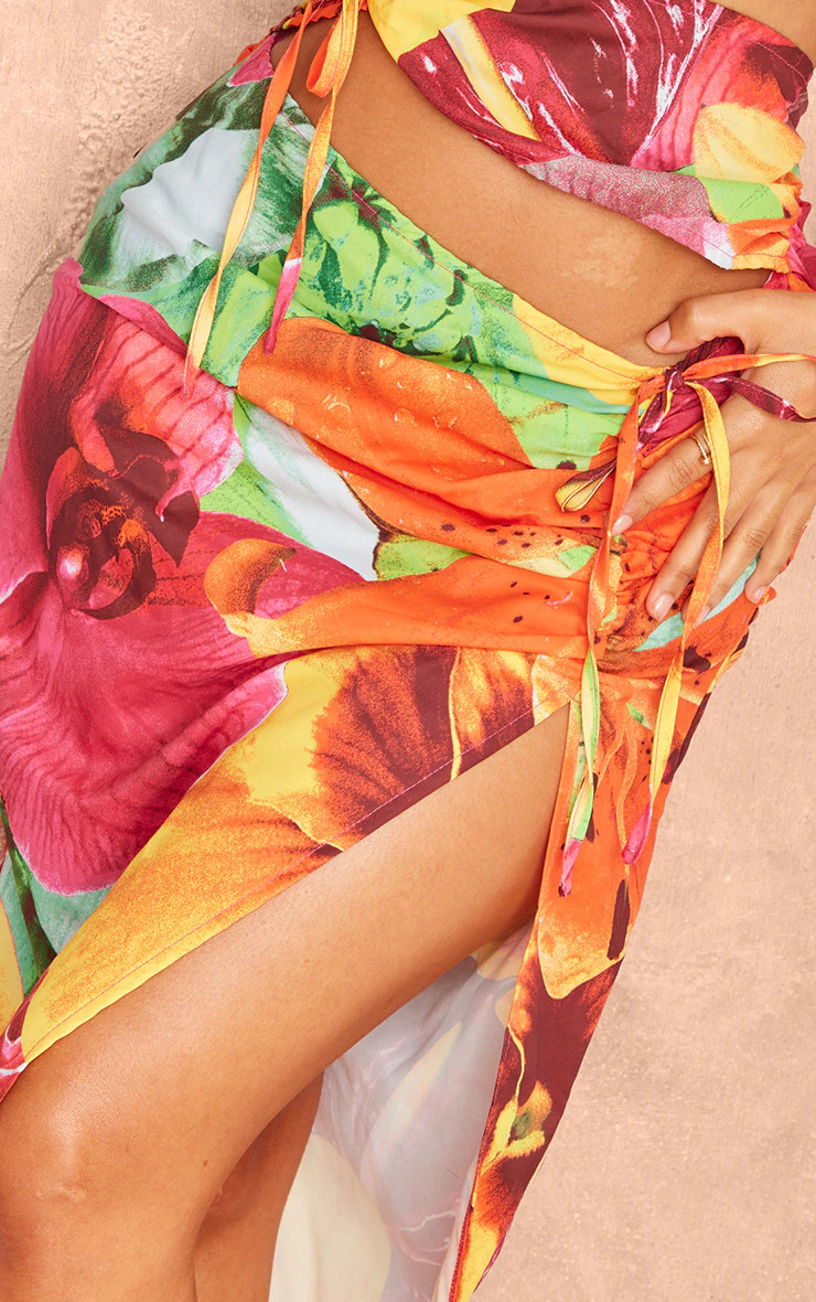 Petite Multi Flower Printed Cut Out Maxi Skirt | PrettyLittleThing US