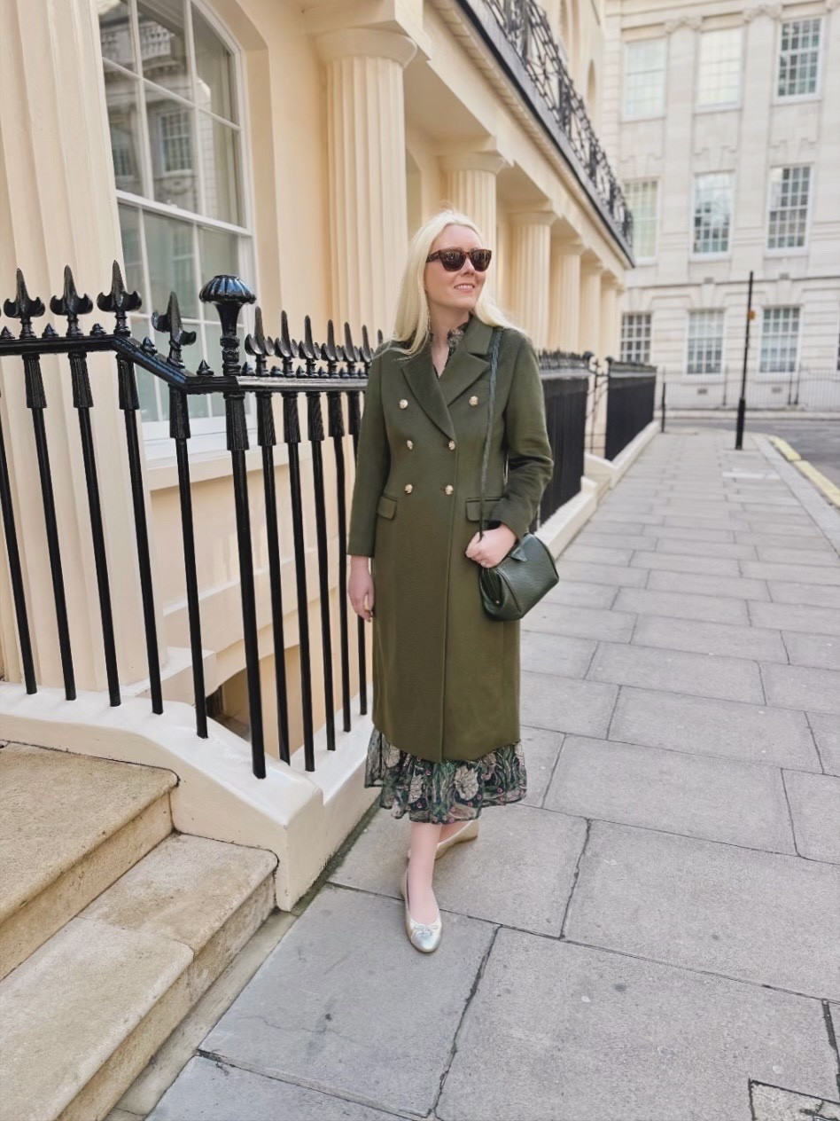 Wearing the Natalia Green Wool Coat by LK Bennett and I love the gold buttons and soft material! I teamed with LK’s Kara Gold & Silver Ballerina Flats - and everything is 30% off or more!!

Also wearing a William Morris print dress from Hope & Ivy’s collection with the William Morris Society, the Mini Sophie Bag in Ivy Green by Cambridge Satchel Co and Pearl and Gold Drop Earrings by Dower and Hall! 

Most items are on a Black Friday offer 🍁

#LTKeurope #LTKwinter #LTKsale