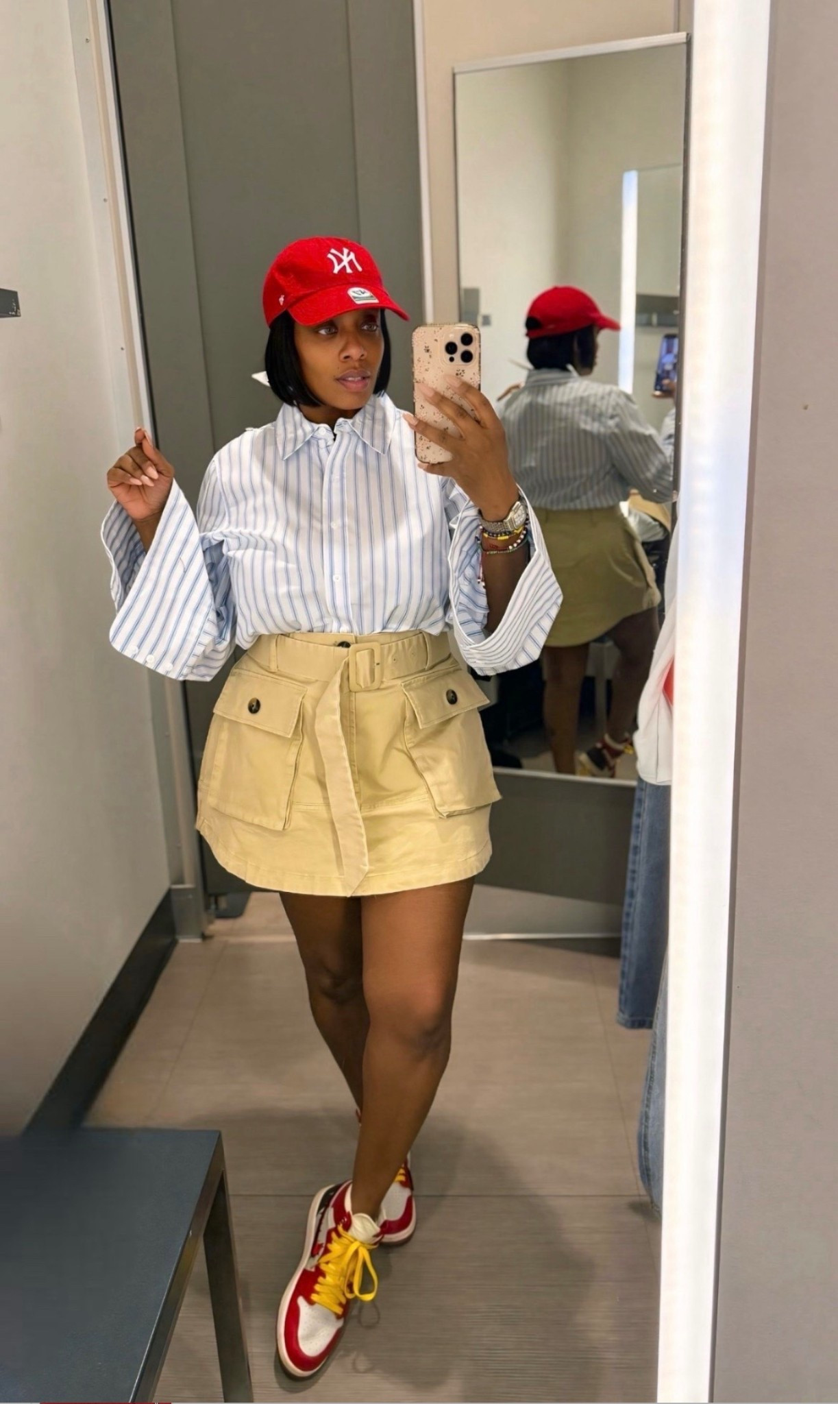 KBB for Target Try On! Clothes are oversize. Comment any questions. 😘
Skirt - L  
Shirt - Medium (Could’ve did a small) #targetfinds #target #tomboychic #ltkootd #ltkgrwm


#LTKfindsunder50 #LTKstyletip #LTKVideo