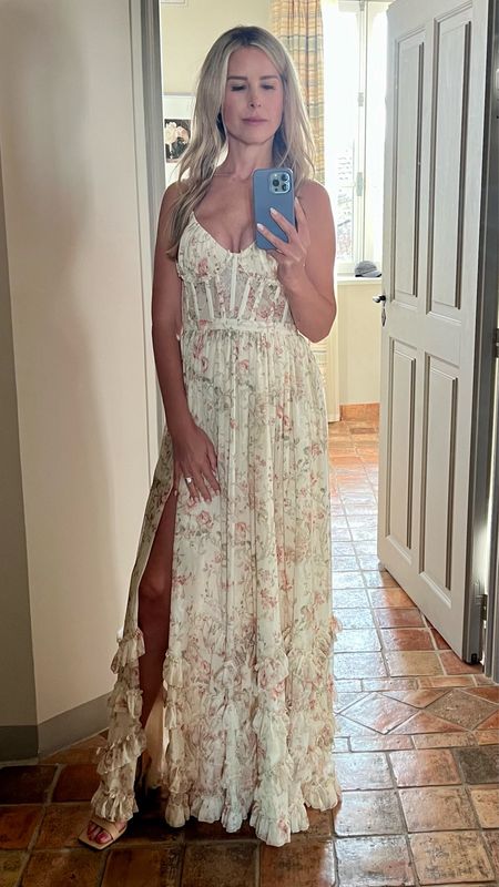 Can’t get enough of this dress for our 10 year vow renewal in Provence France! 

Bow Renewal Dress
South of France Dress
French Winery Outfit

#LTKTravel #LTKWedding #LTKHome
