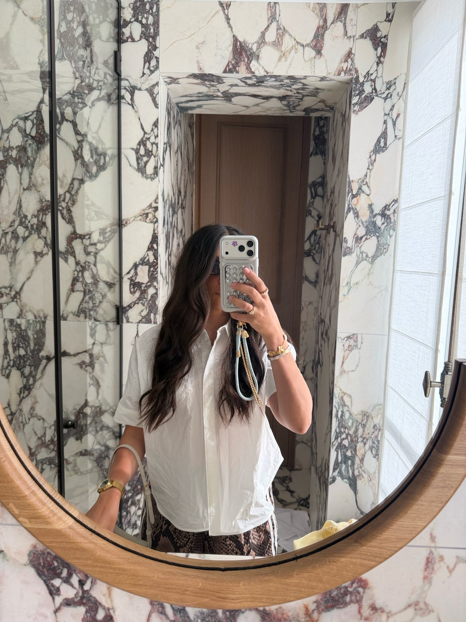 Top:  medium 
Shorts: medium 

Dressupbuttercup.com #dressupbuttercup #dederaad

#LTKootd #LTKmomlife #LTKTravel