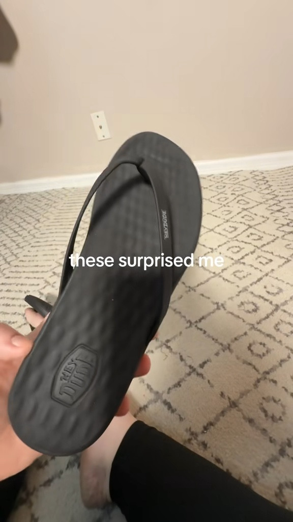 I had no idea Hey Dudes made flip flops until I saw these. They’re really lightweight and the straps feel comfortable without rubbing between your toes.

hey dude flip flops, comfortable flip flops women, hey dude sandals, lightweight summer sandals, cushioned flip flops, everyday summer sandals, casual beach flip flops
