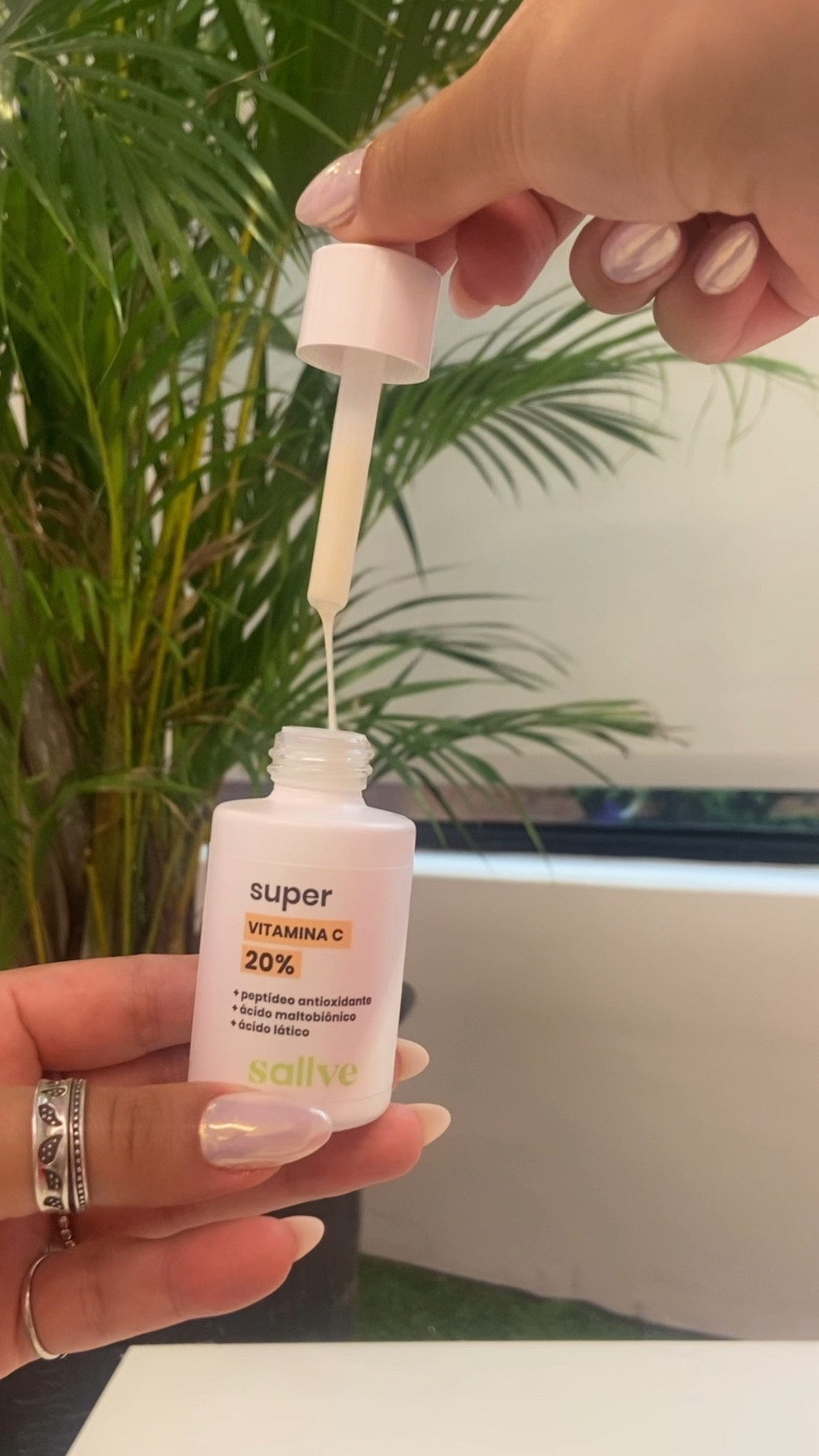 Super Vitamina C 20% da Sallve 

Com peptídeo oxidante;
Ácido Maltobiônico;
Ácido lático 

Resultados em 14 dias 

#LTKbrasil