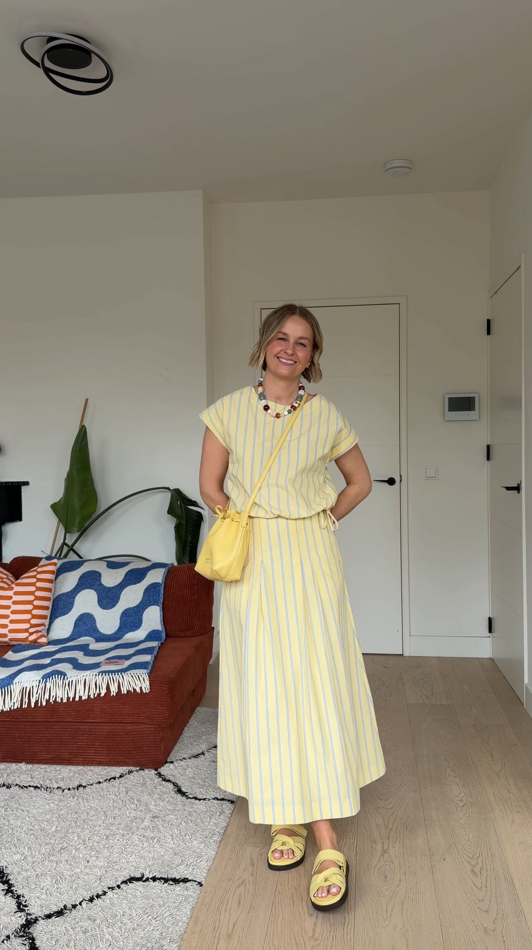 Simple spring outfit combination yellow

Wearing size UK10
Bag is Bimba y Lola
Sandals are Bobbie’s 
Necklace Bonnie 



#LTKuk #LTKspring #LTKsummer