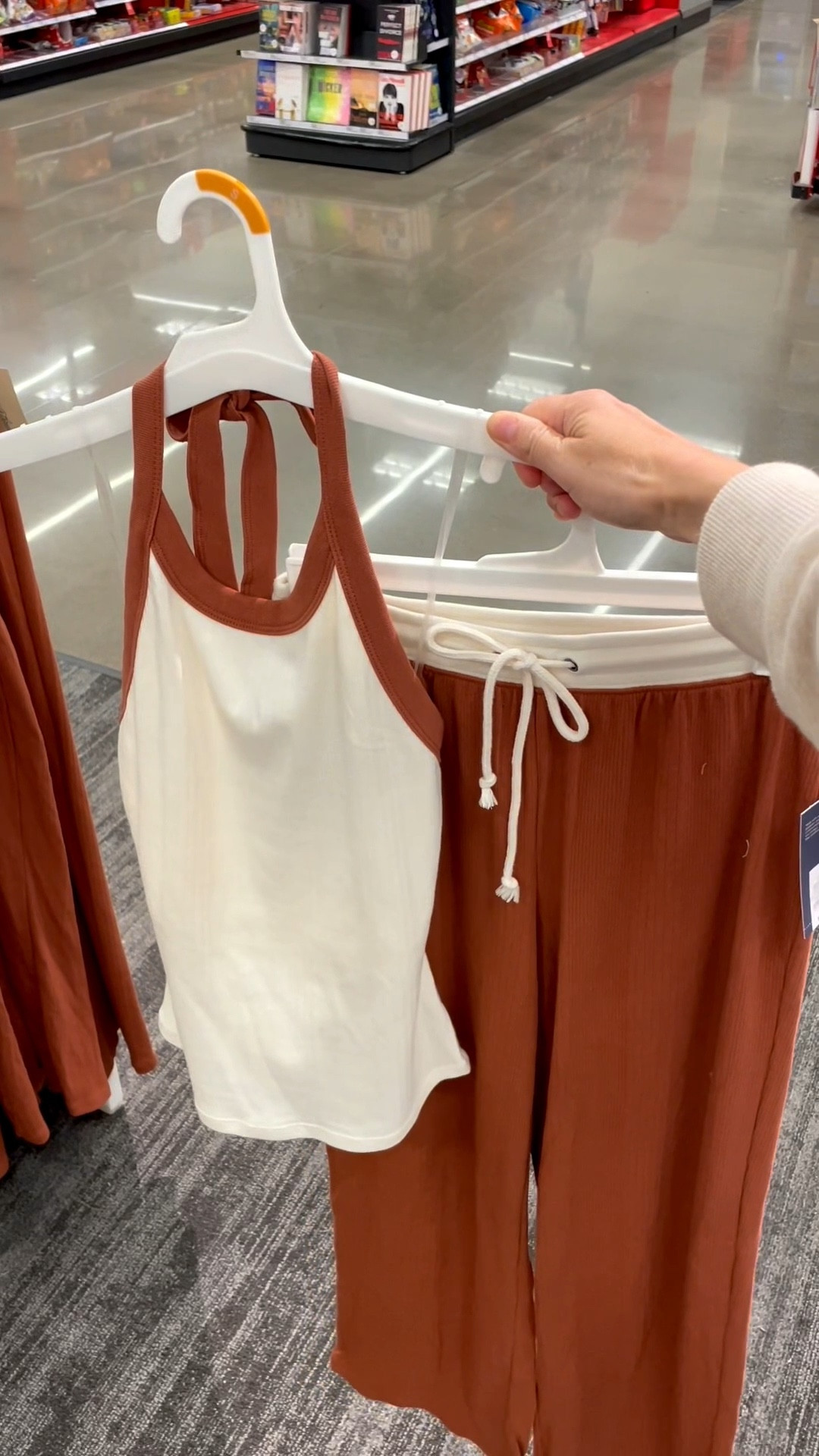 A set that’s effortless and comfortable? Yes 👏 please 👏 @Target 

#LTKSeasonal #LTKootd