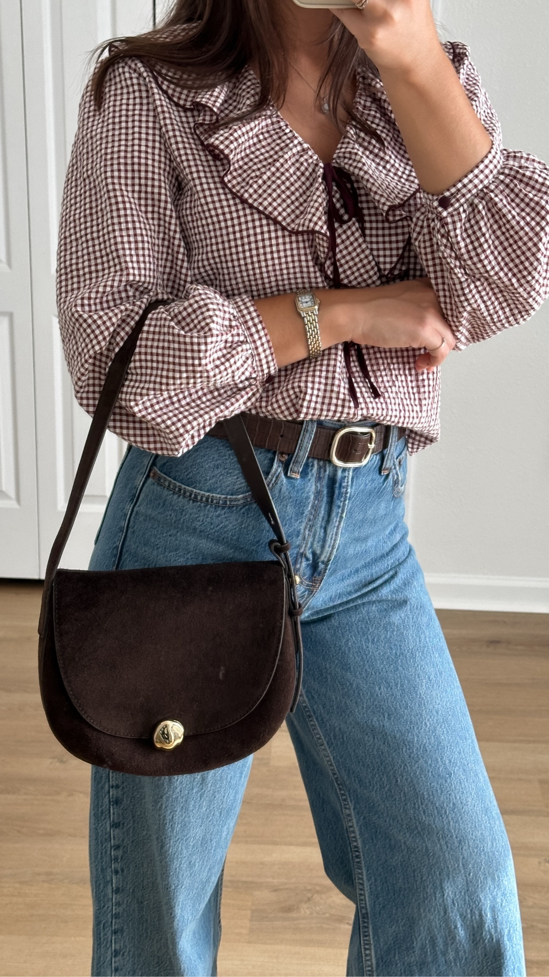 Fall ootd! Wearing small top, 25R jeans, flats run tts! Belt is old from old navy 

#LTKSeasonal #LTKSaleAlert #LTKStyleTip