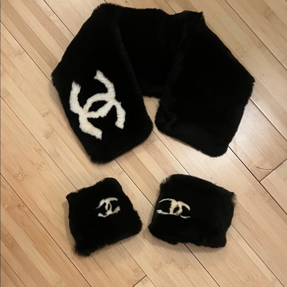 CHANEL Black and White Fur Scarf and Wrist Warmers | Poshmark