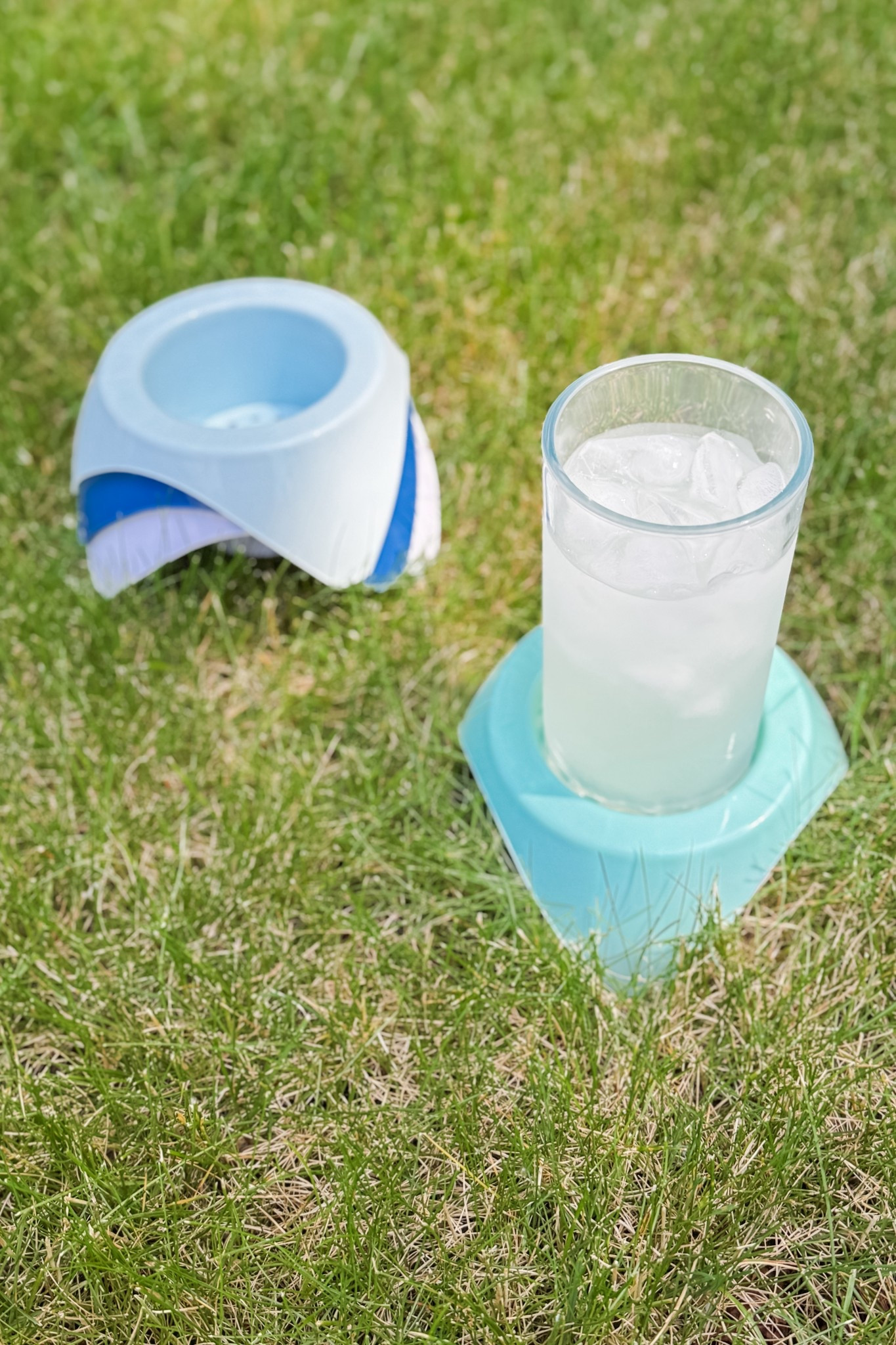 We’re loving these new grass (/sand) coasters for enjoying our drinks outdoors. 

#LTKSummerEdit
