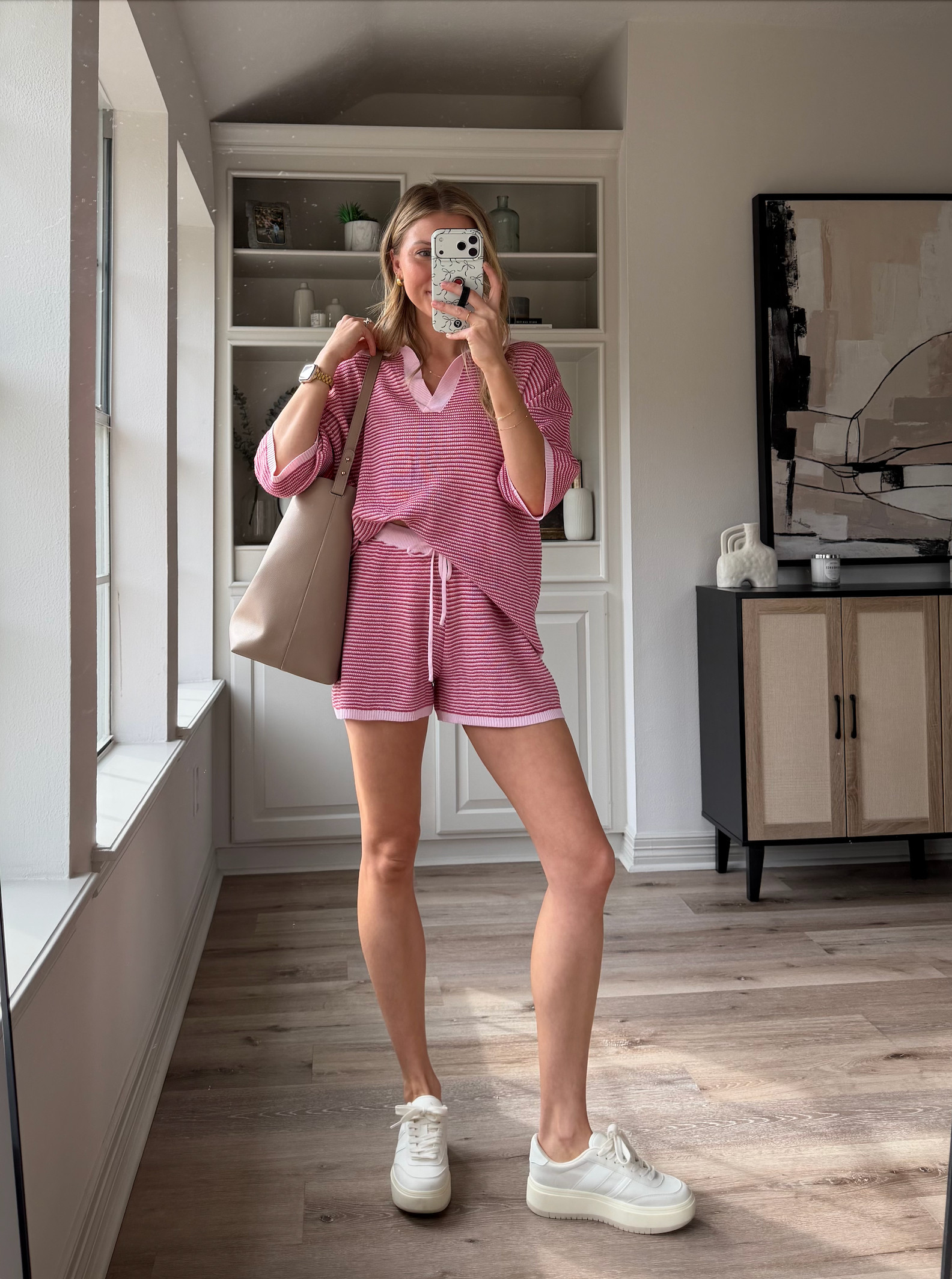 Comfy yet put together mom outfit! Nursing and postpartum friendly. Size M.  

 #LTKgrwm #LTKootd #LTKmomlife