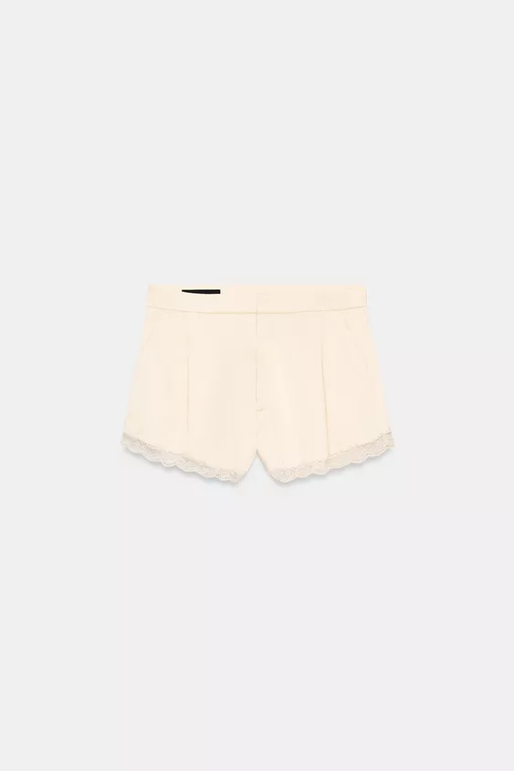 SHORTS MIT SPITZE IN SATINOPTIK | Zara US