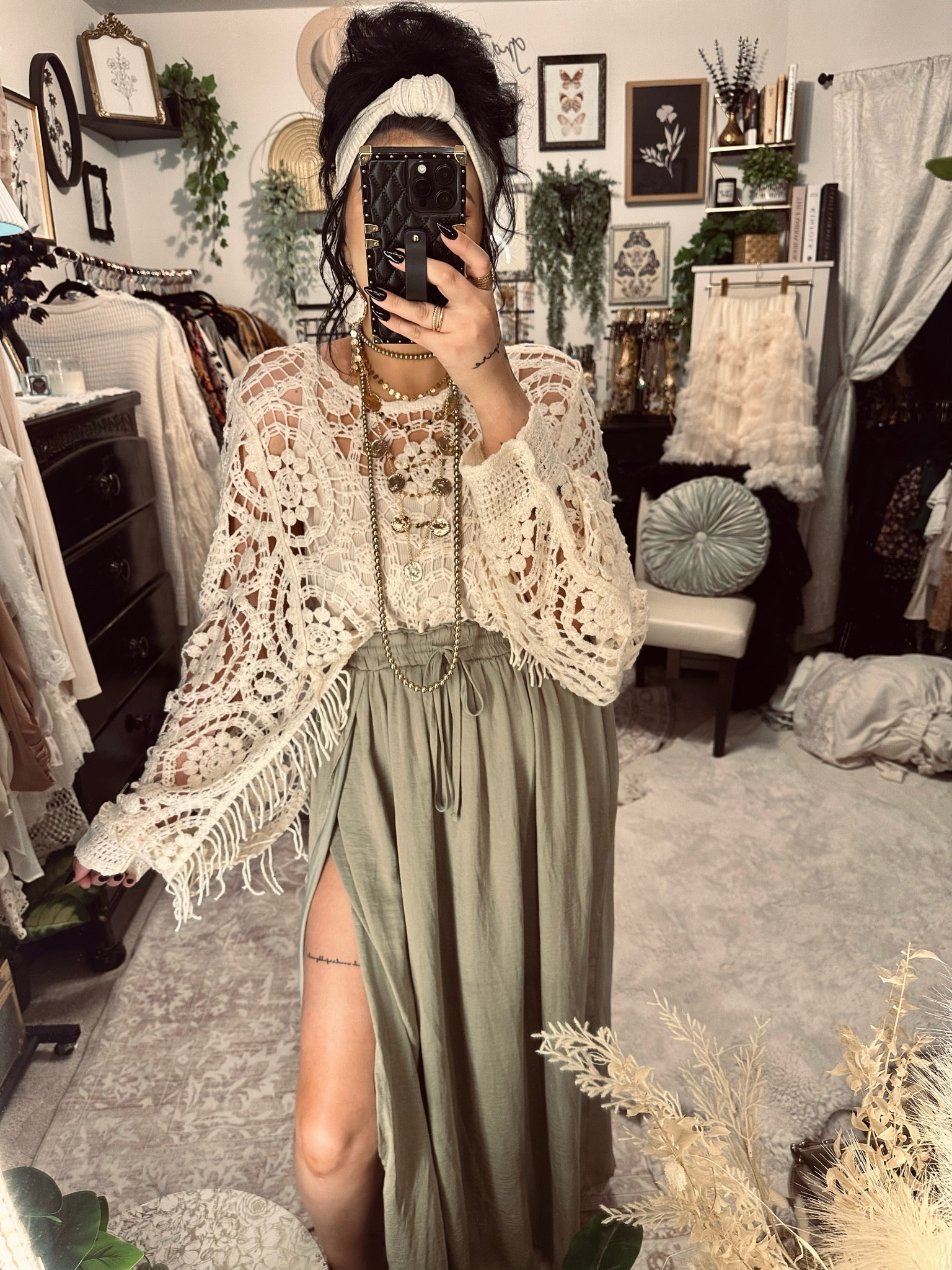Today’s look 🖤
Head wrap- fabric from Hobby Lobby 
Necklaces- I made them!
Earrings- Highway Hippie 


#LTKfindsunder50 #LTKfindsunder100