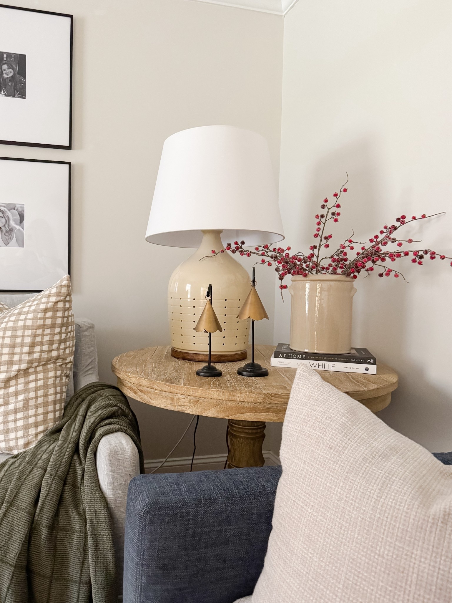 Coastal Living Room 

Holiday living room  Christmas living room styling  Home decor  Home  Home decor  Home favorites  Floral vase   Wall Art  Coastal home  coastal home decor  coffee table 

#LTKHoliday #LTKHome #LTKCyberWeek