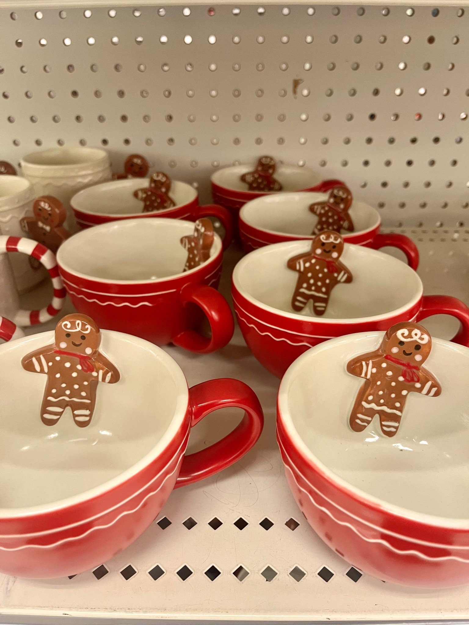 $5 Christmas mugs! The cutest little gingerbread 🎄



#LTKHome #LTKSeasonal #LTKHoliday