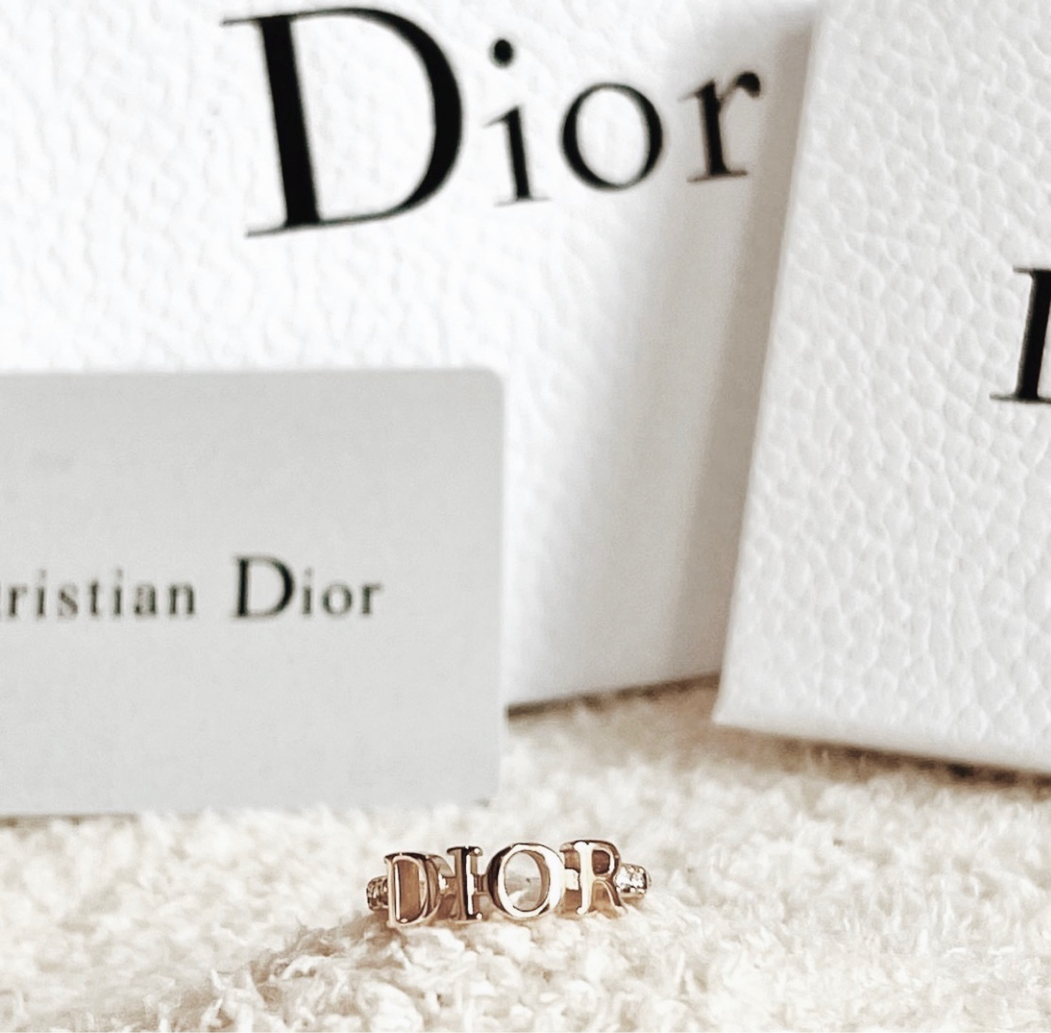 dior revolution ring ˖ ࣪⭑

#LTKbeauty