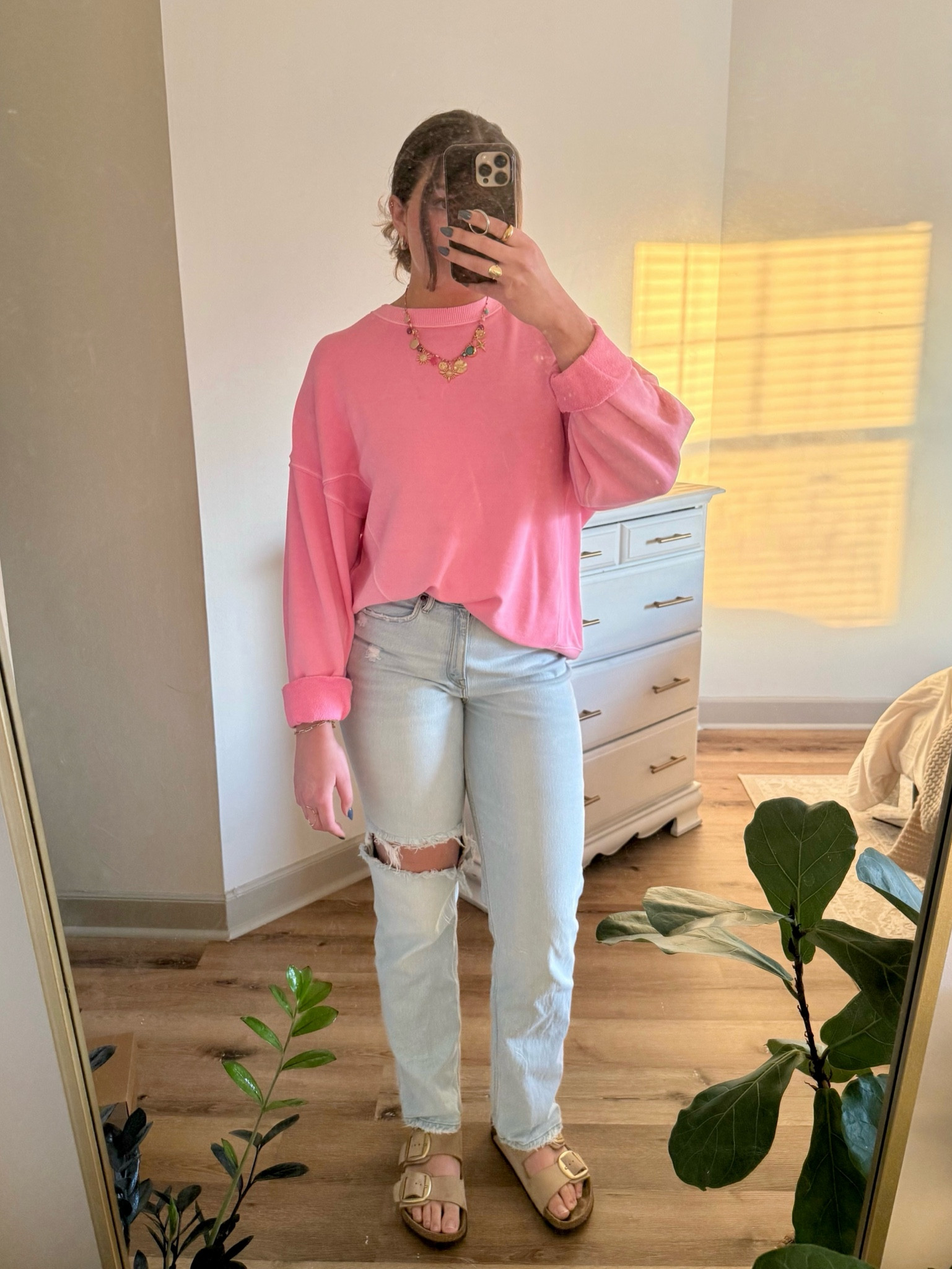 casual Valentine’s Day outfit 💘 these are some of my favorite jeans, and similar styles are on sale! 

#abercrombie #abercrombiejeans #denim #denimsale 

#LTKSaleAlert #LTKMostLoved #LTKStyleTip